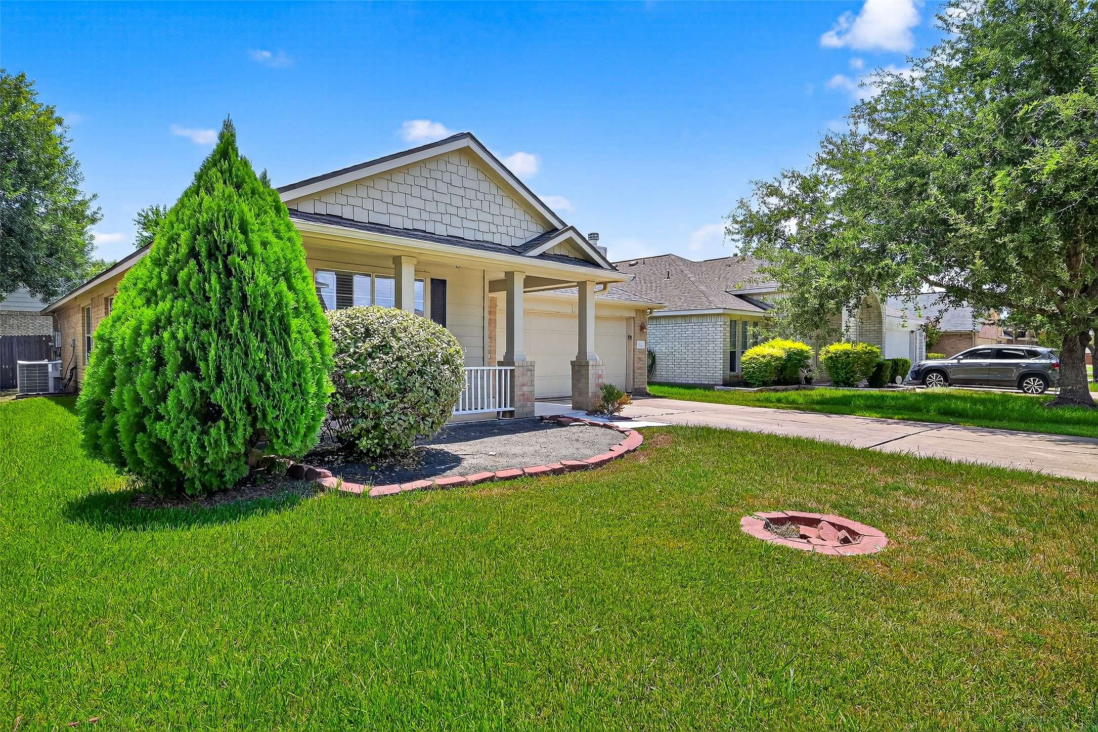 Fresno, TX 77545,2611 Floral Bloom Way