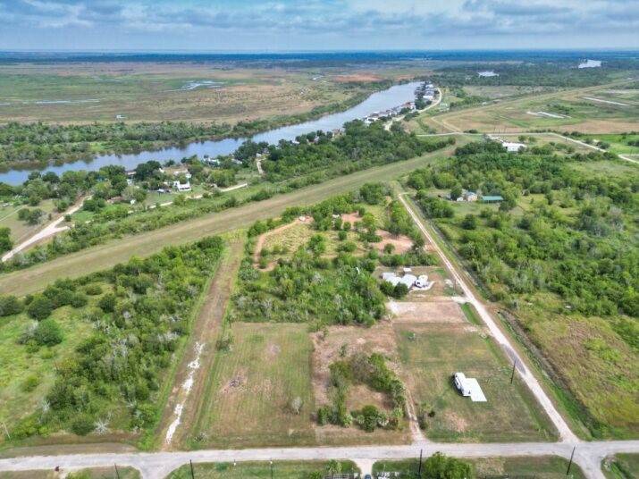 Matagorda, TX 77414,938 Burton ST