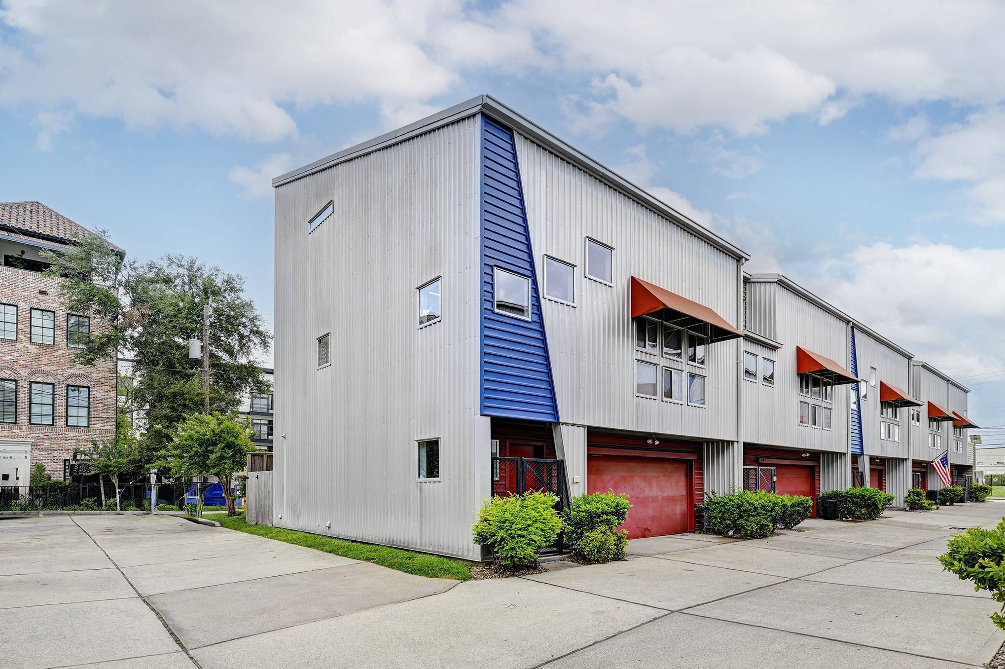 Houston, TX 77019,1716 W Dallas ST #9