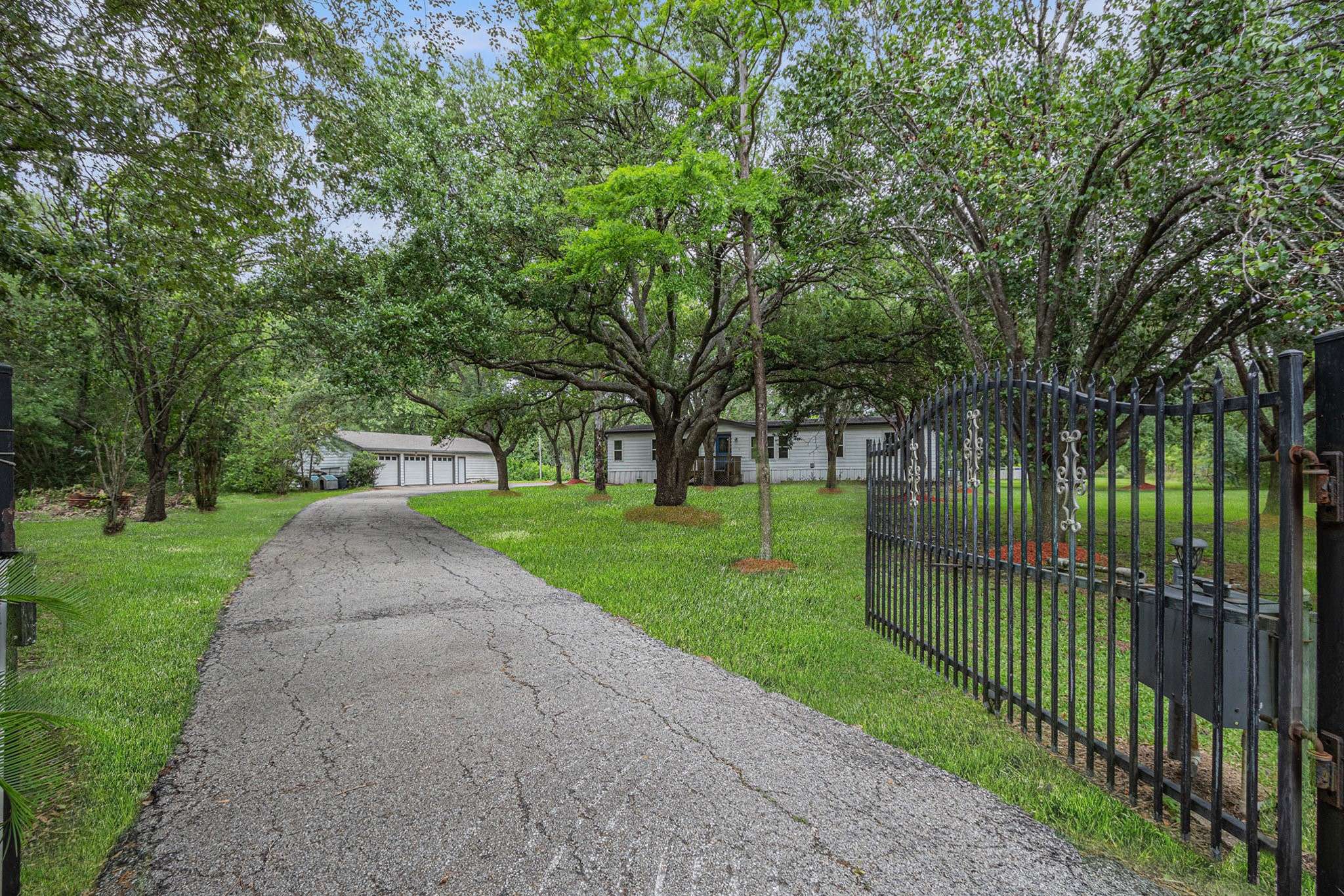 Santa Fe, TX 77517,16220 Hudson RD