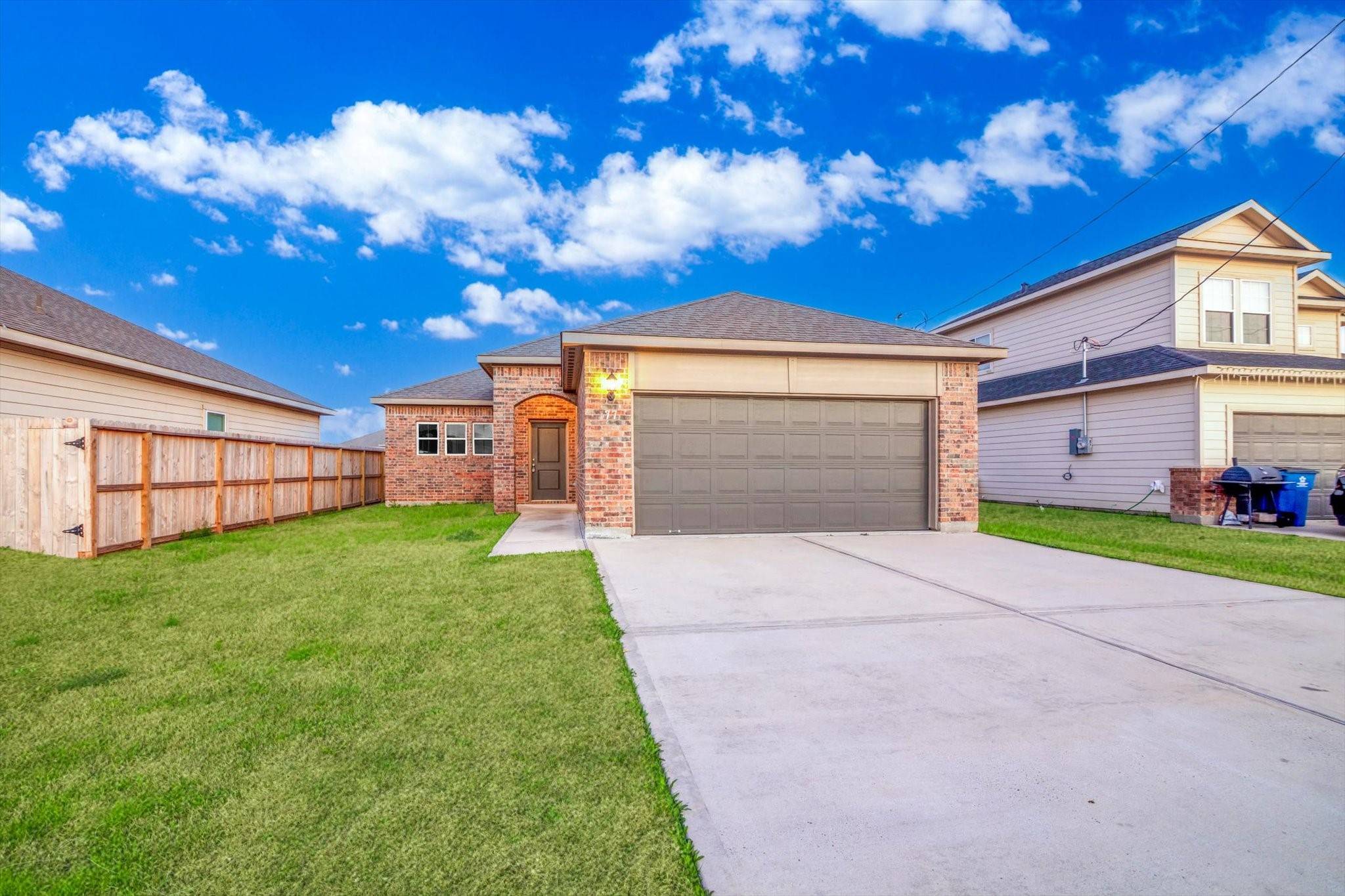 Cleveland, TX 77327,77 County Road 5102c