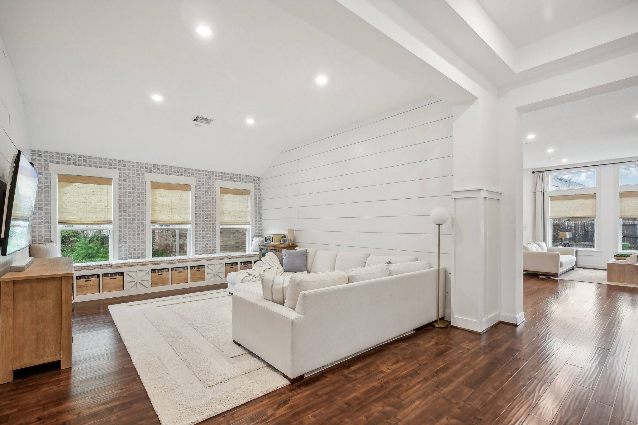 Houston, TX 77044,15415 Jewel Lake LN