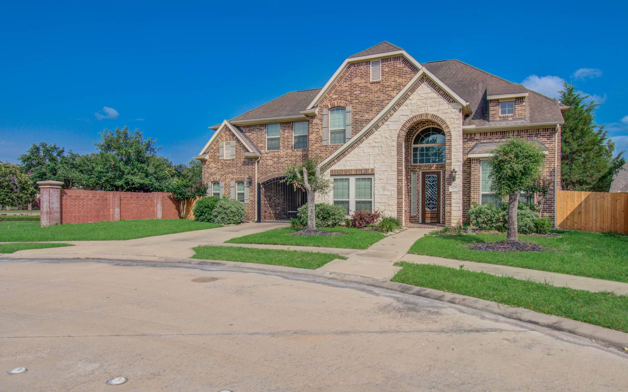 Sugar Land, TX 77479,5626 Valley Country LN
