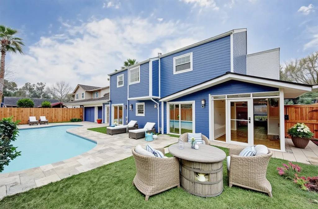 Houston, TX 77063,3307 Chris DR