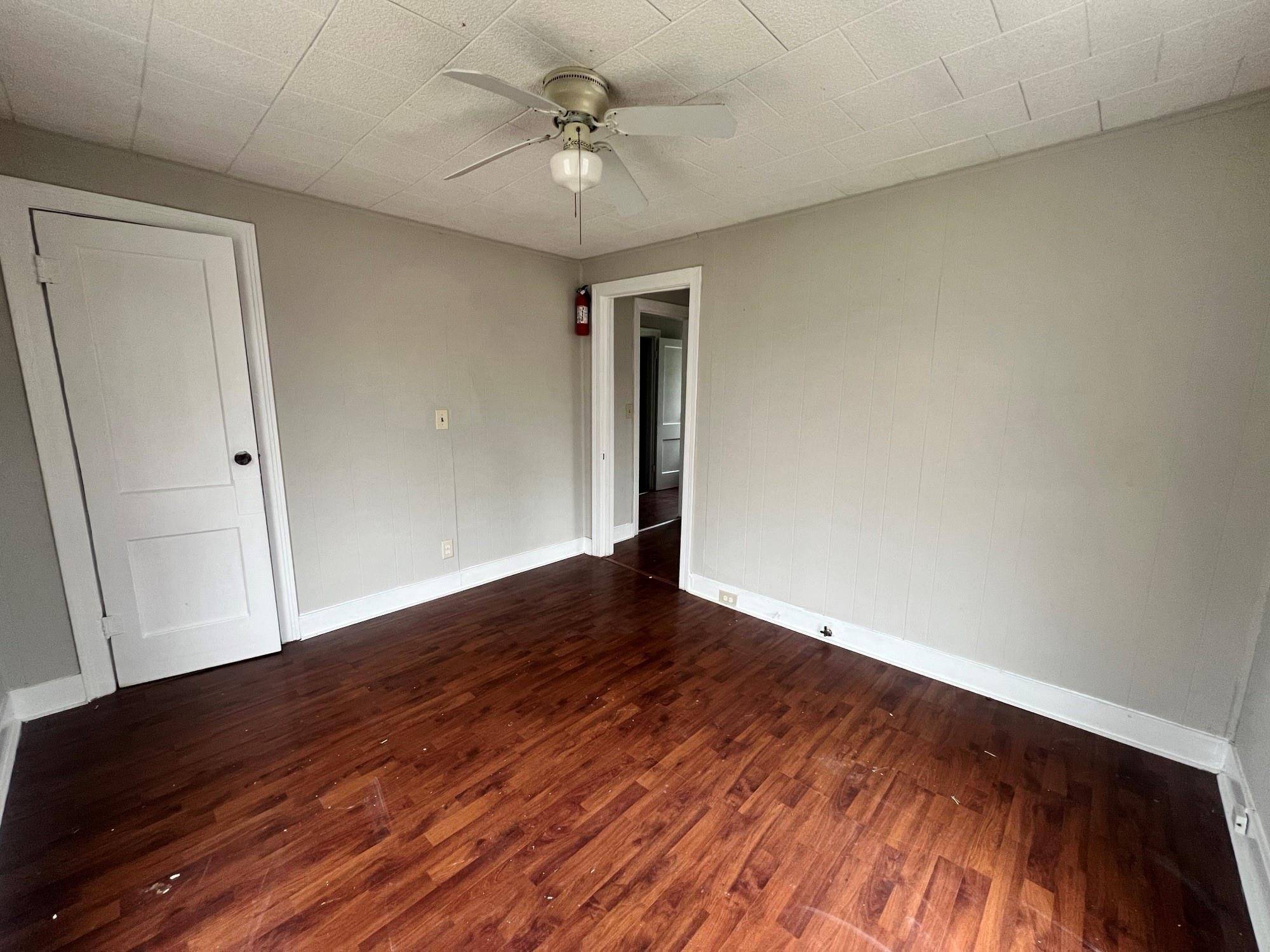 Edna, TX 77957,312 S Pumphrey