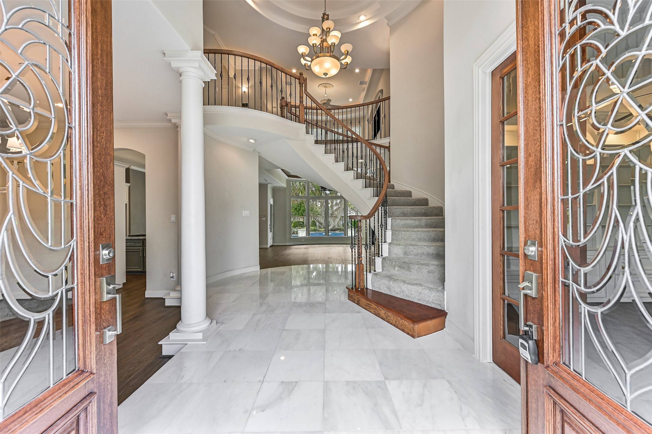 Friendswood, TX 77546,610 Royal Oaks DR