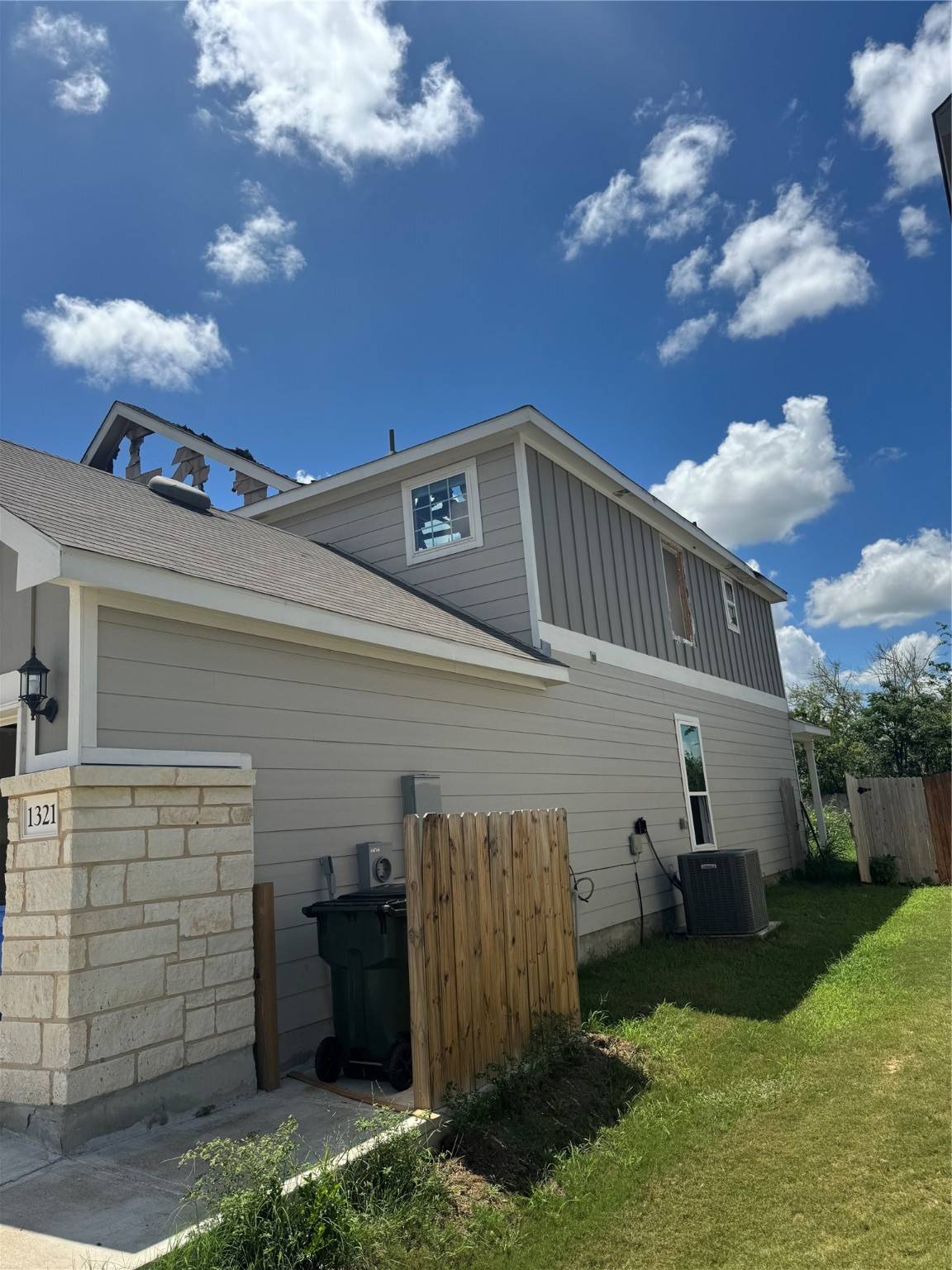 Seguin, TX 78155,1321 Black Balsam