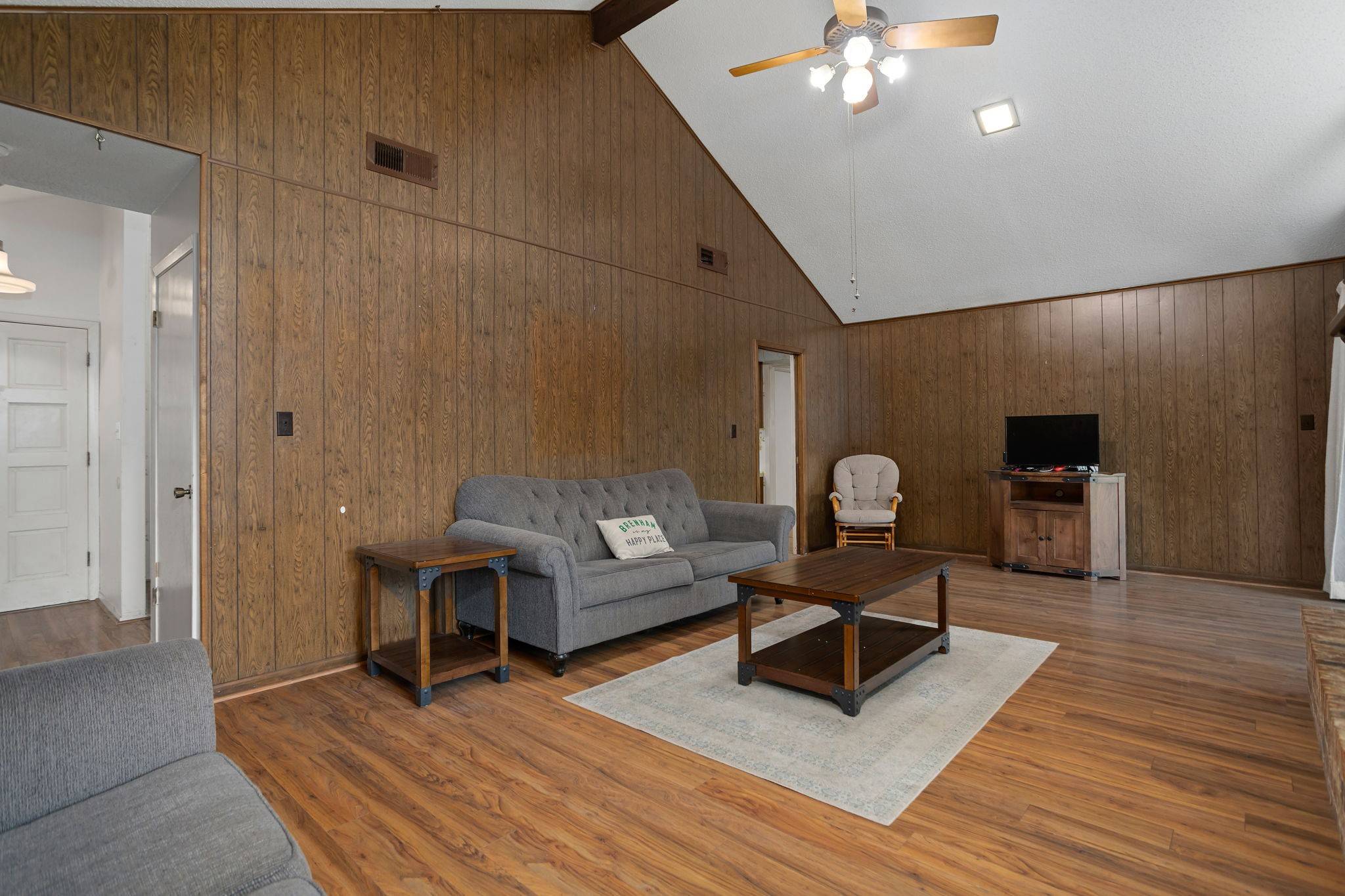 Brenham, TX 77833,1001 Lakeview DR