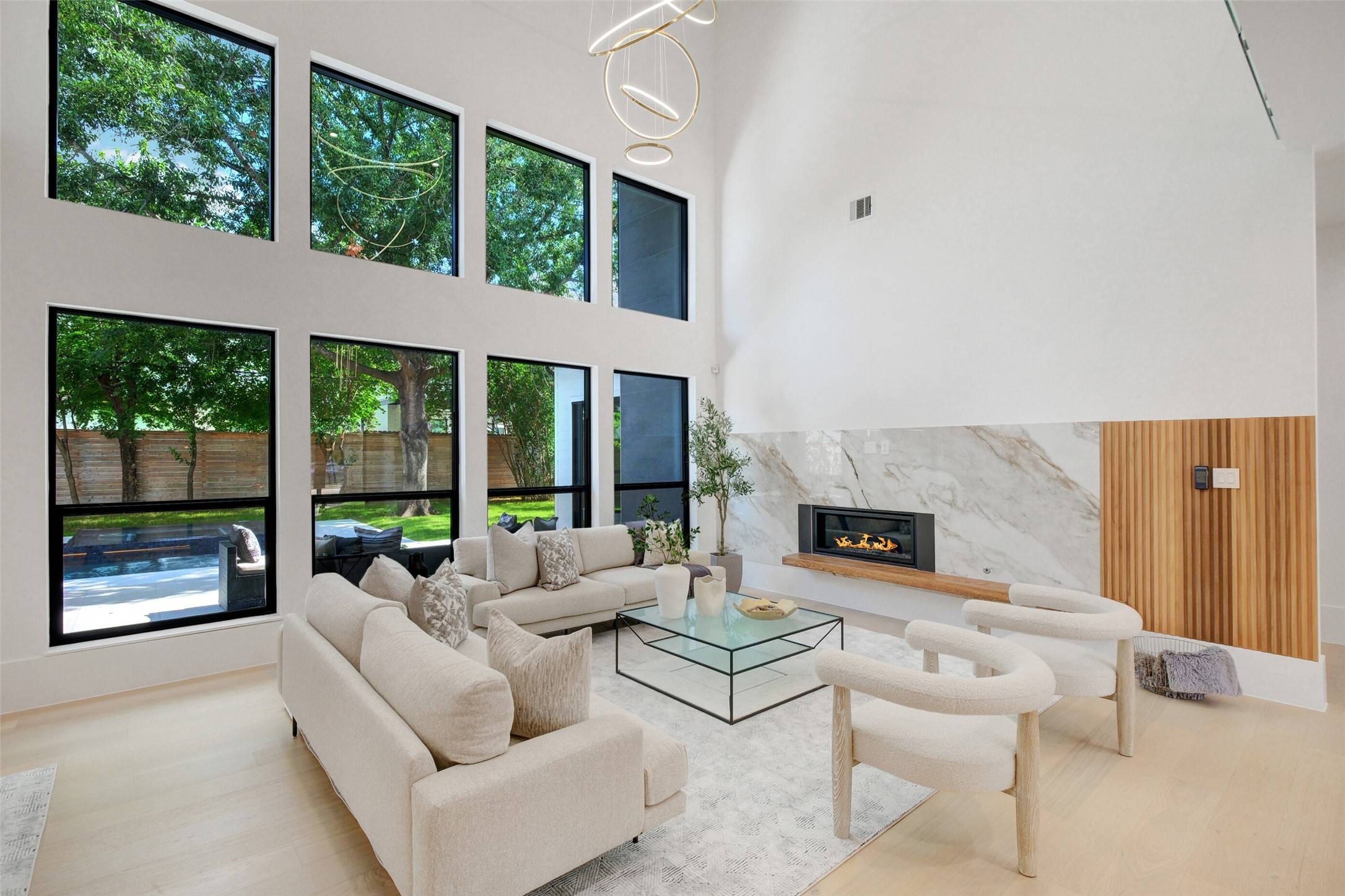 Houston, TX 77055,6618 Schiller ST