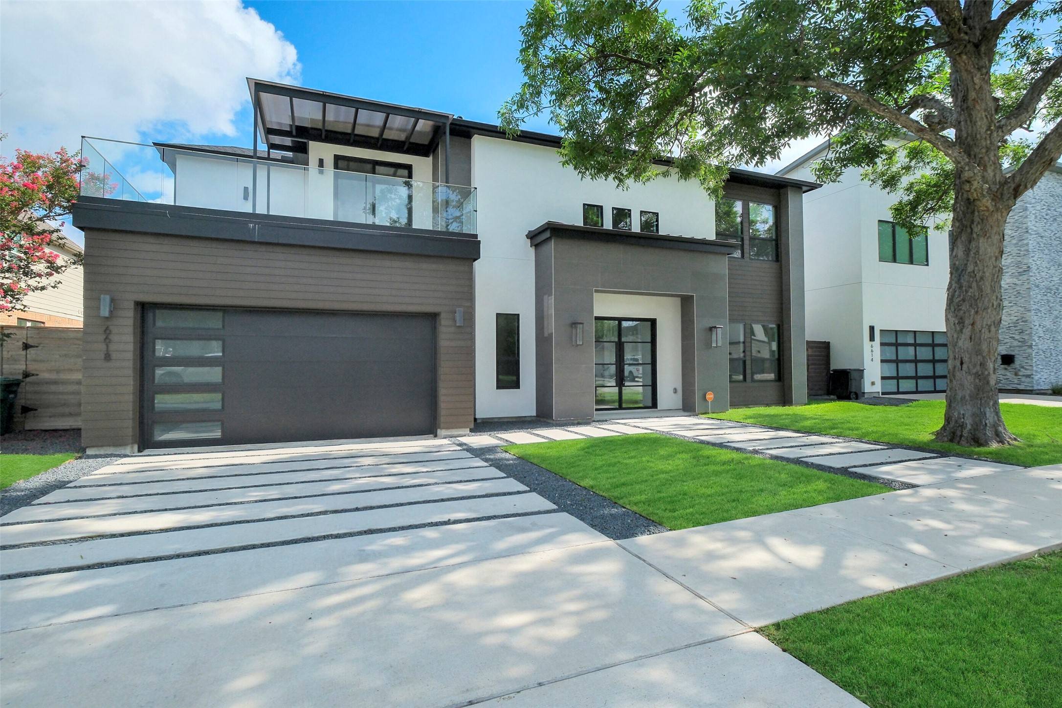 Houston, TX 77055,6618 Schiller ST