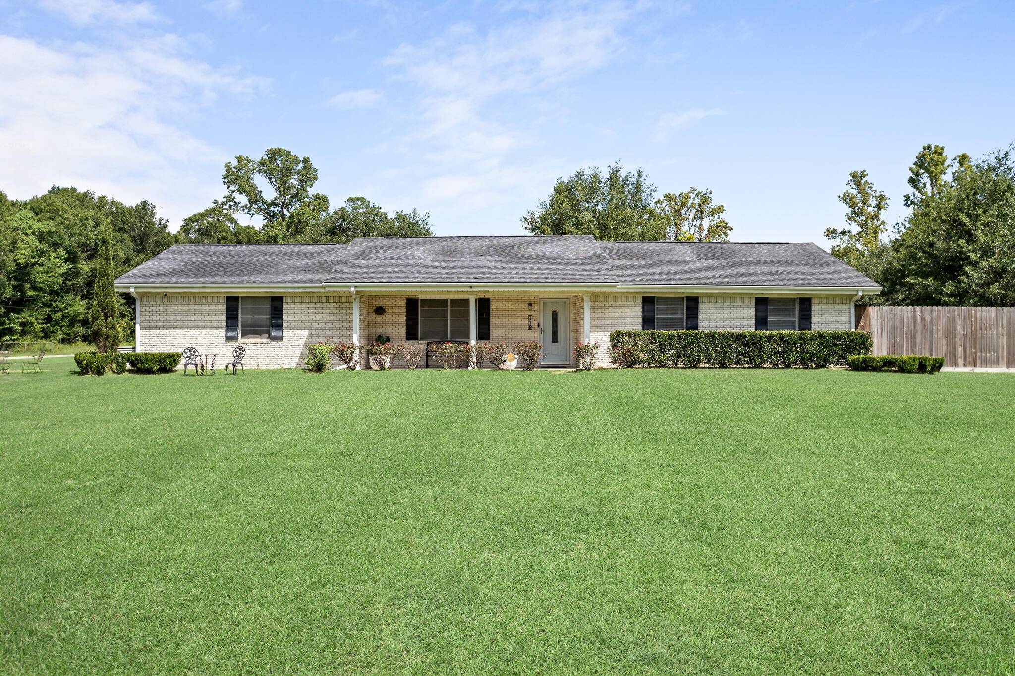 Buna, TX 77612,112 County Road 815