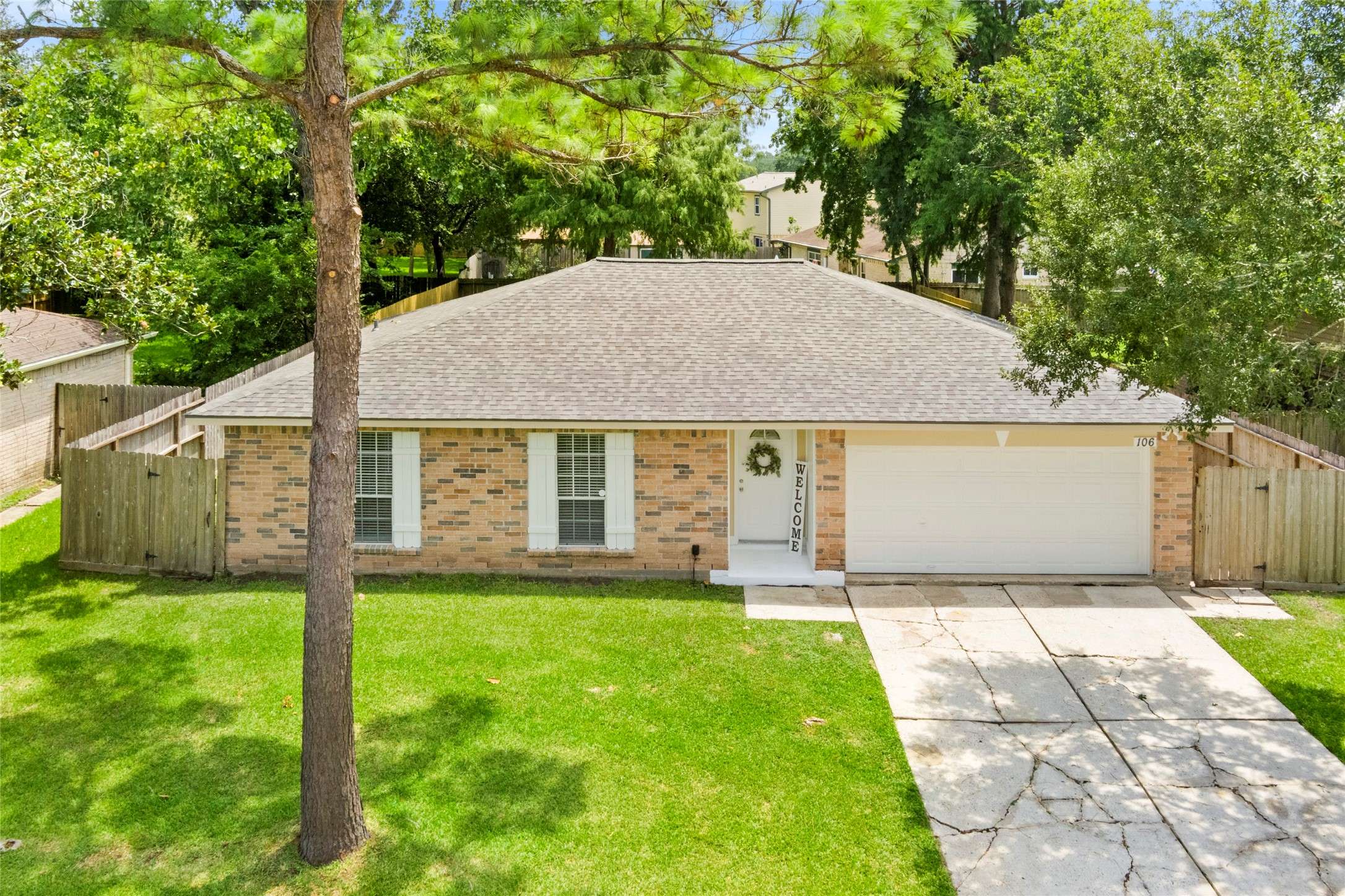 League City, TX 77573,106 Leafwood CIR