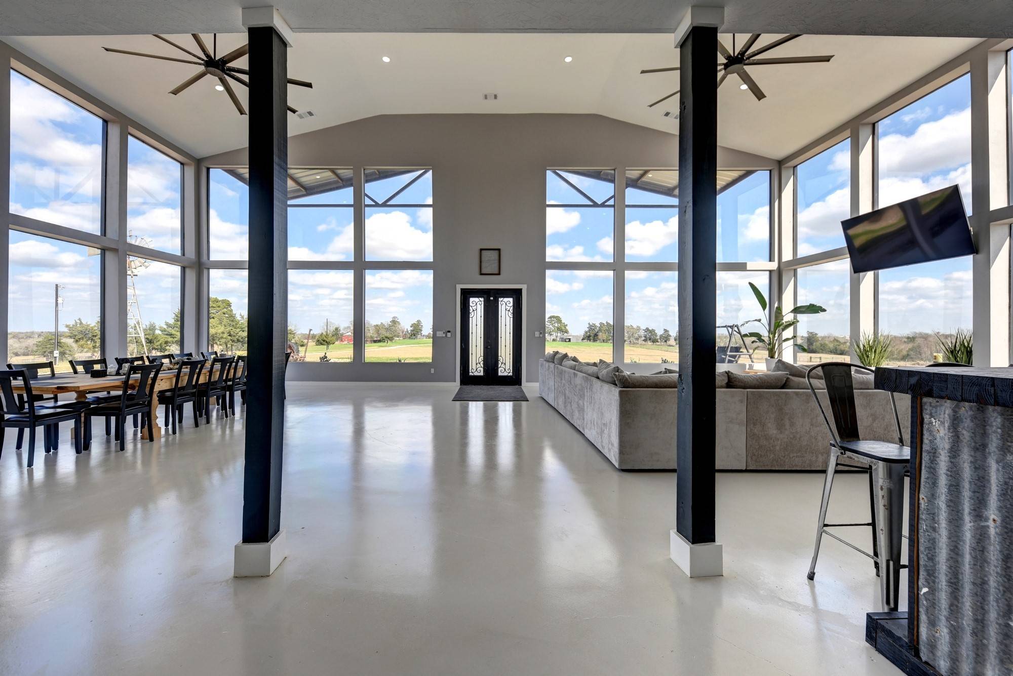 New Ulm, TX 78950,3561 Post Oak Point RD