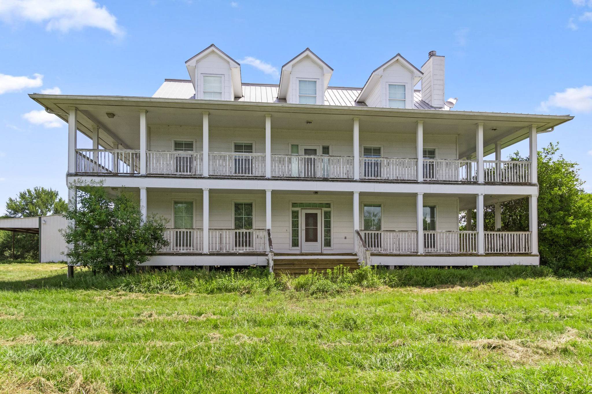 Ellinger, TX 78938,812 W Tobias RD
