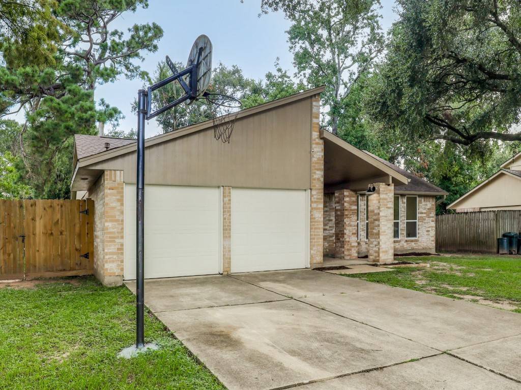 Humble, TX 77396,3911 Wintergreen DR