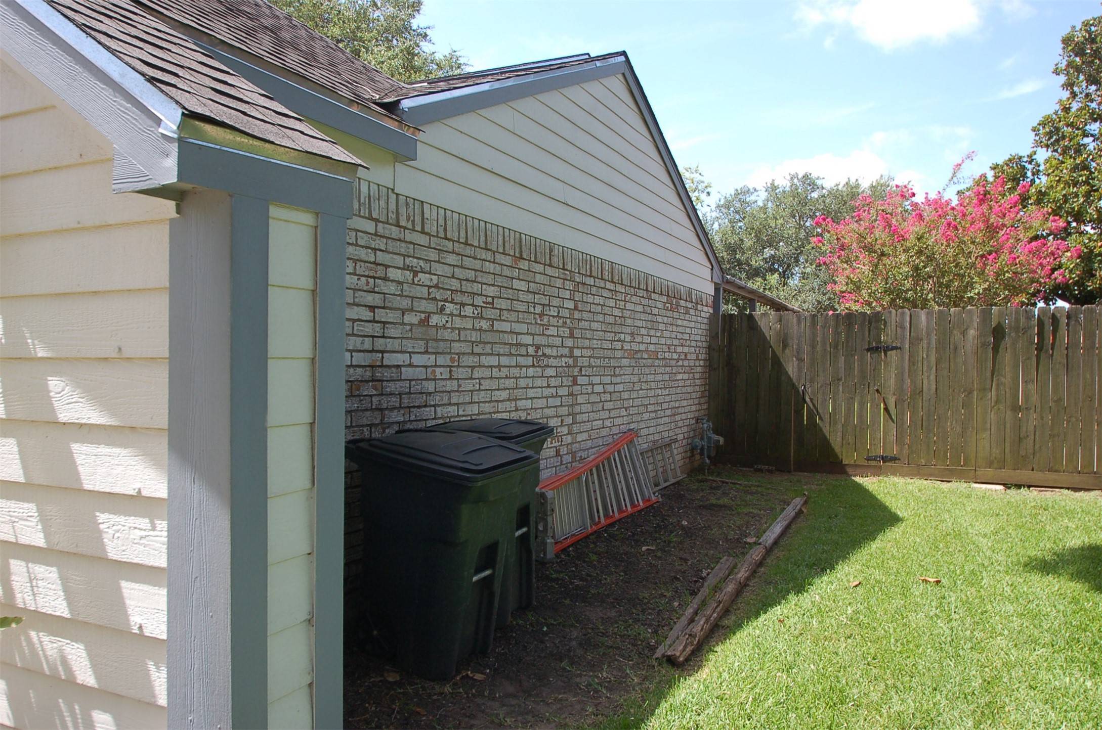 Richmond, TX 77406,2035 Old Dixie DR