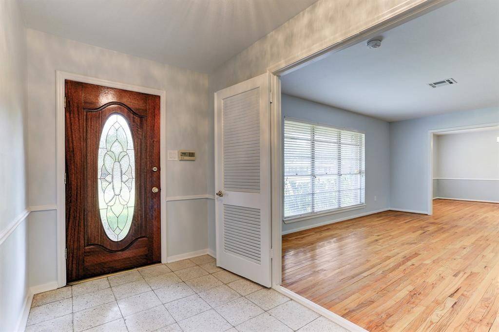 Houston, TX 77096,5734 Spellman RD