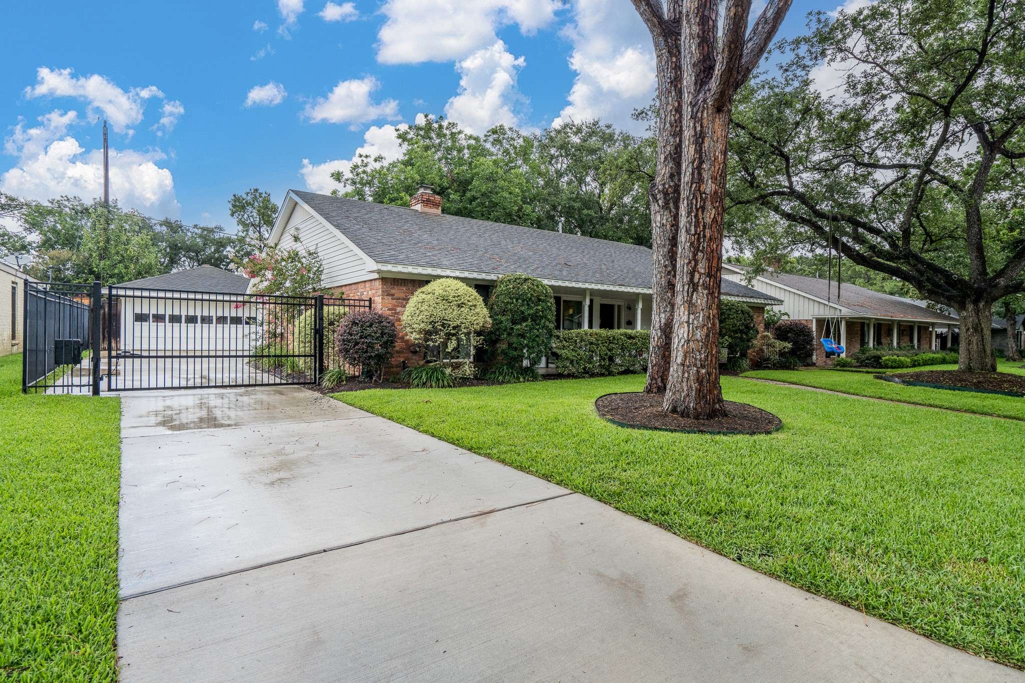 Houston, TX 77042,10014 Ella Lee LN