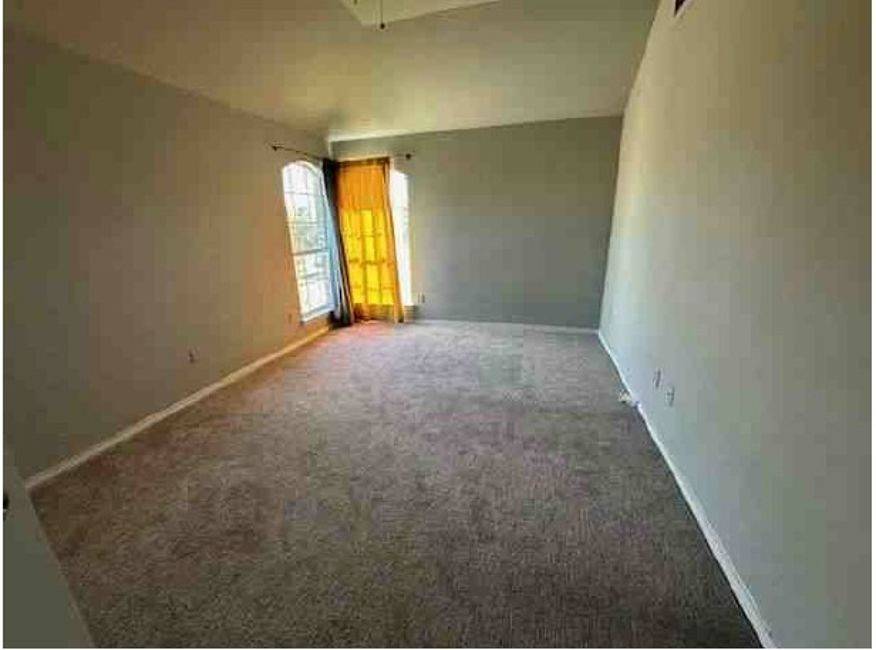 Saginaw, TX 76179,1001 Windsor DR