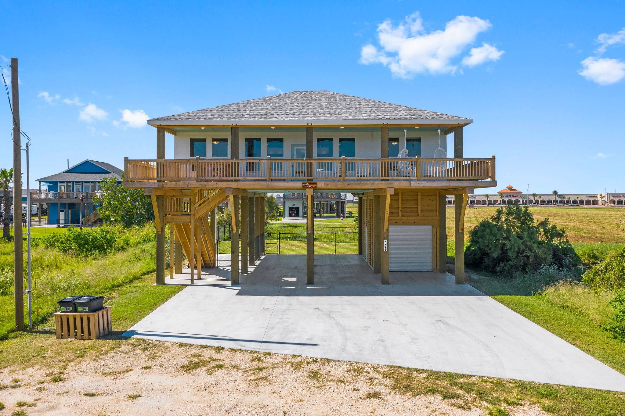 Crystal Beach, TX 77650,2215 Lobster