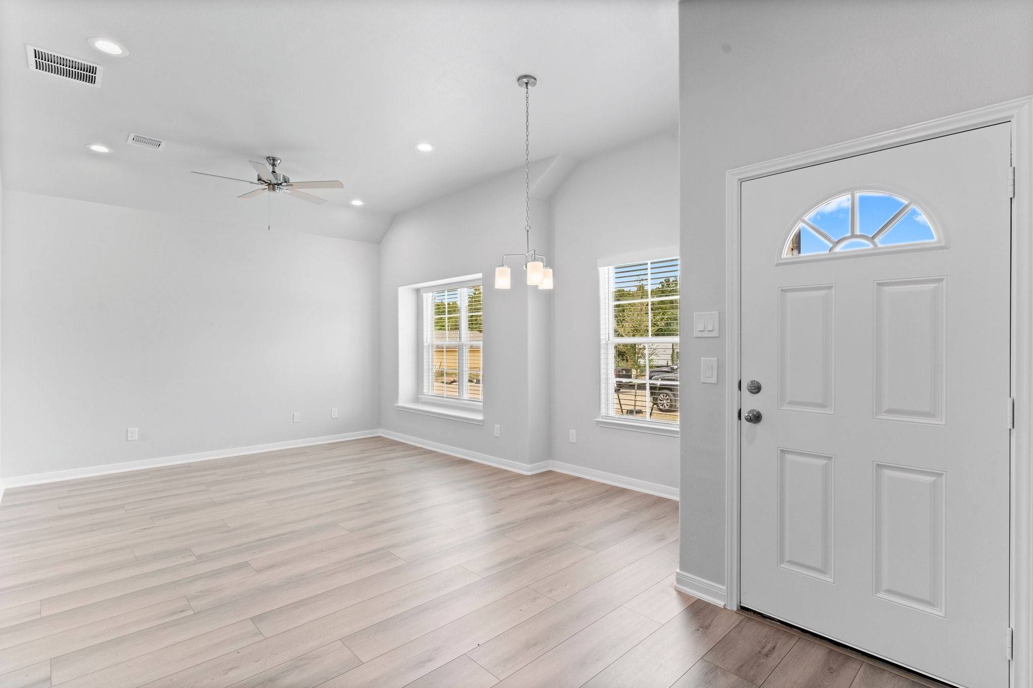 Willis, TX 77318,11813 East Gate Drive