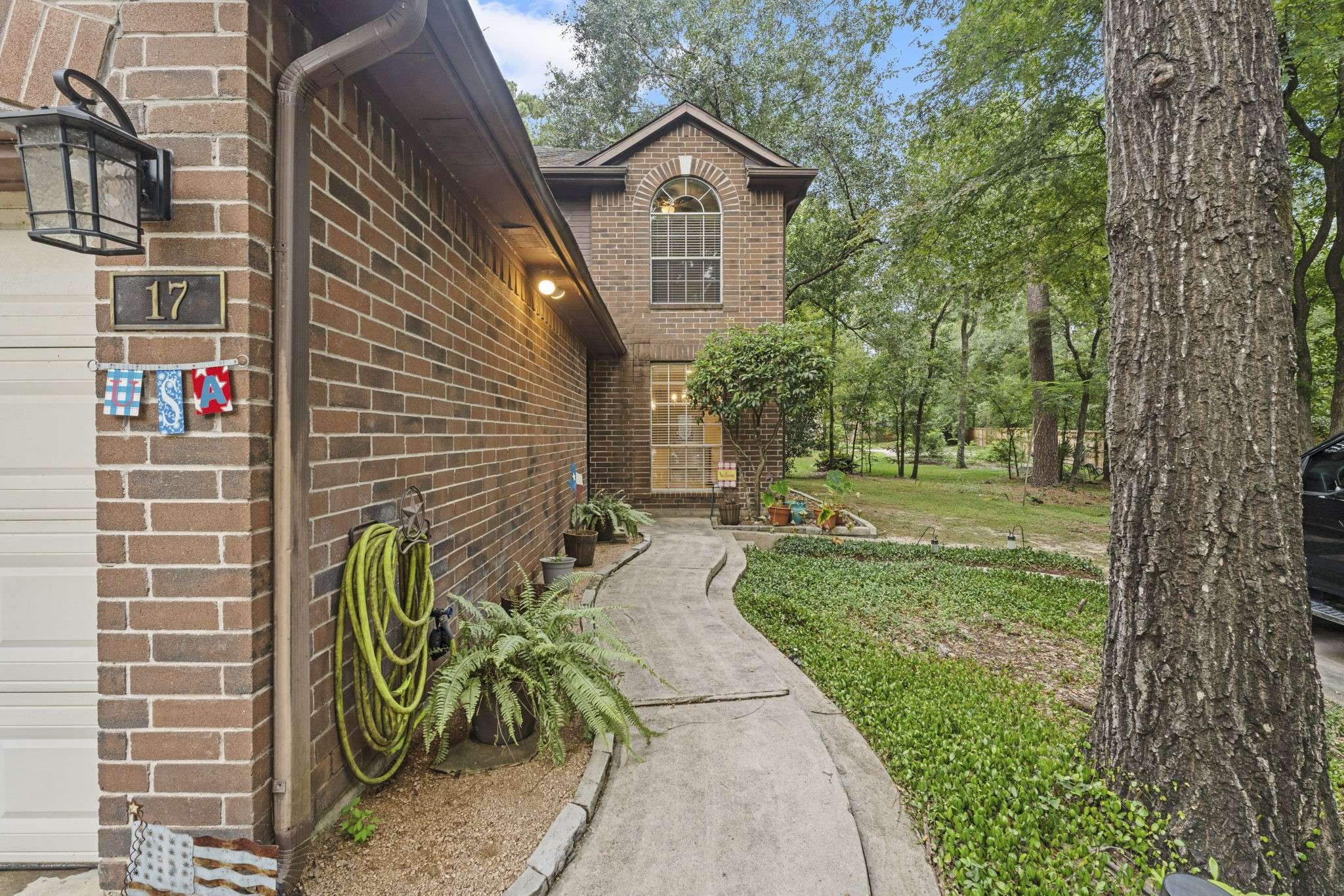 The Woodlands, TX 77381,17 E Willowwood CT