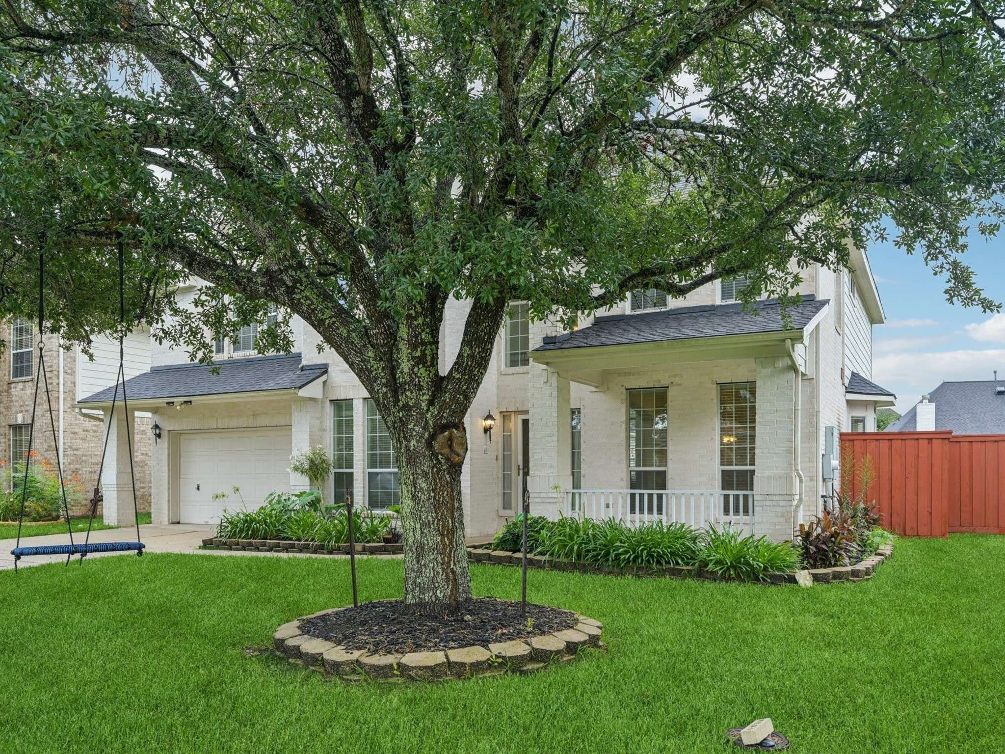 League City, TX 77573,421 White Oak Pointe