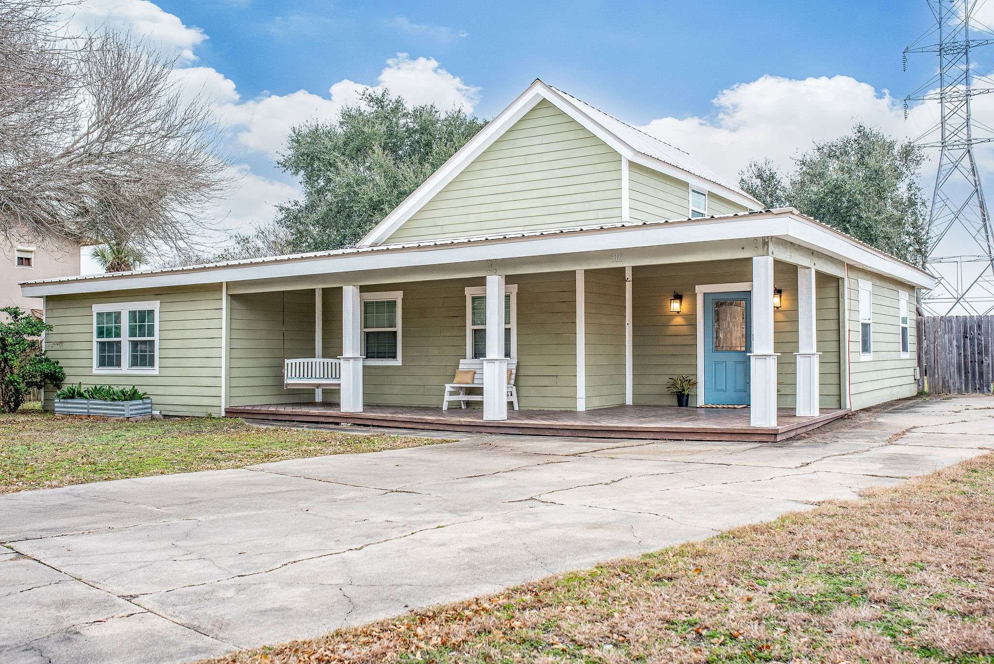 Port Lavaca, TX 77979,316 El Camino Real ST