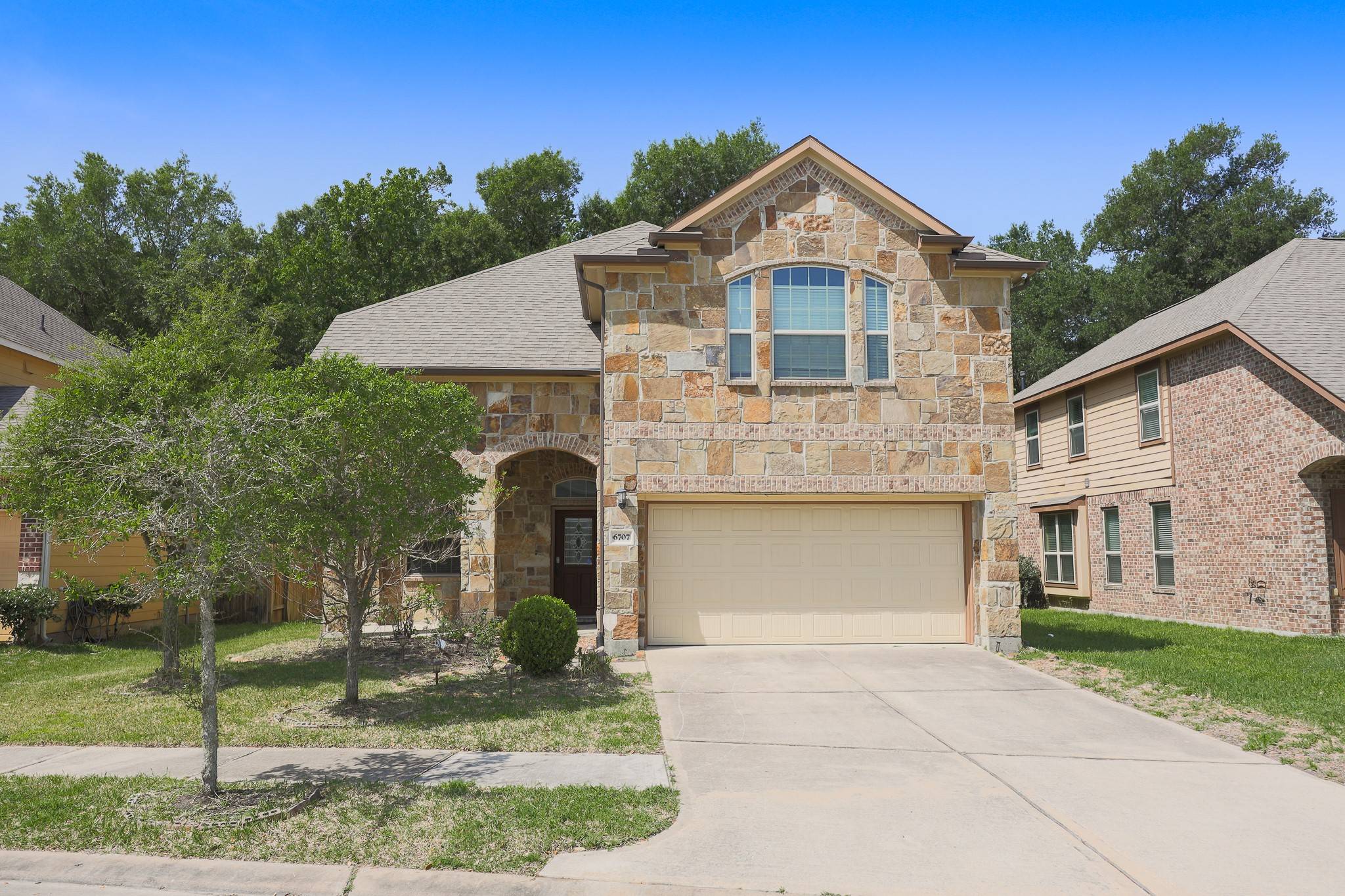 Baytown, TX 77521,6707 Hunters Creek LN