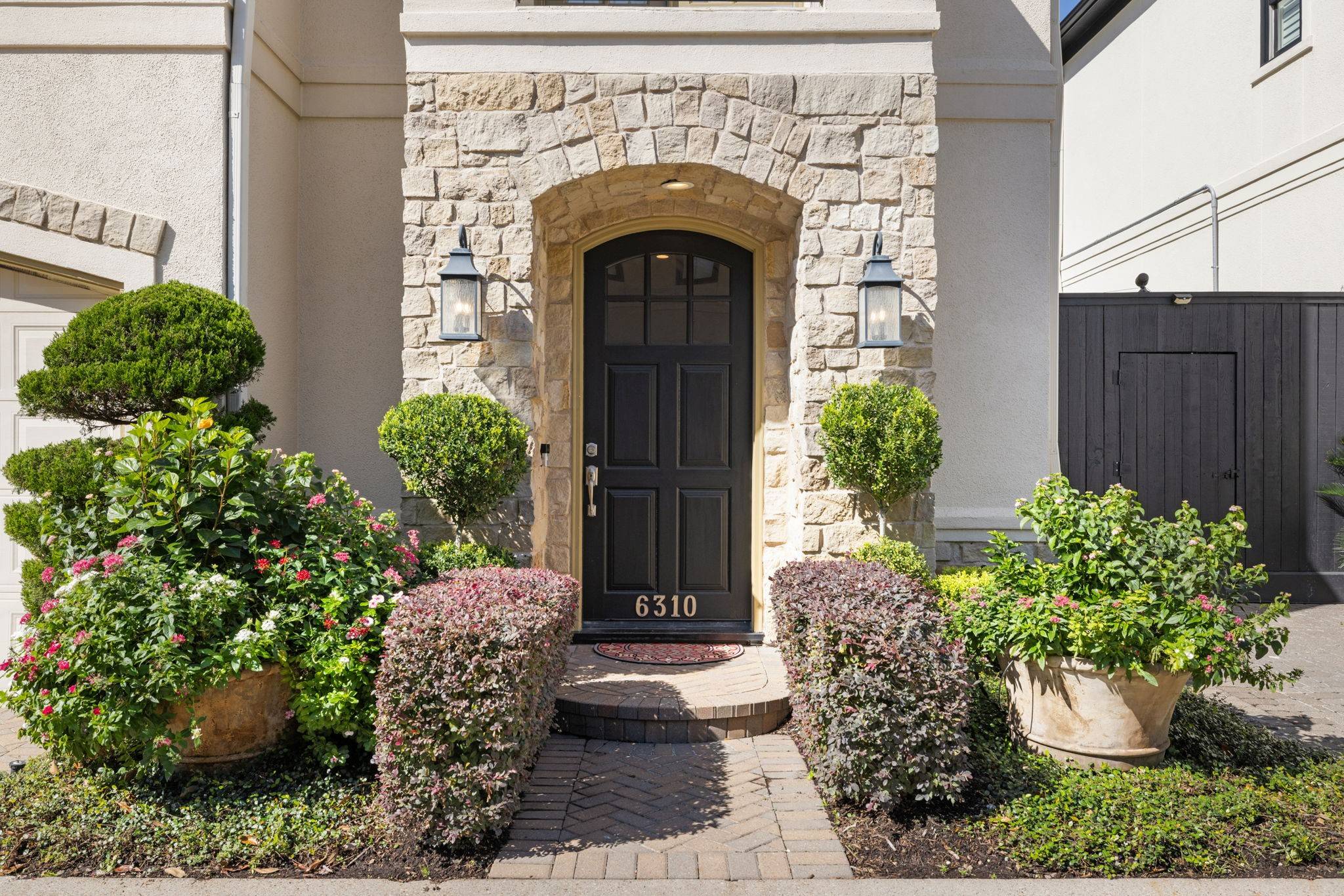 Houston, TX 77021,6310 Hermann Lake DR