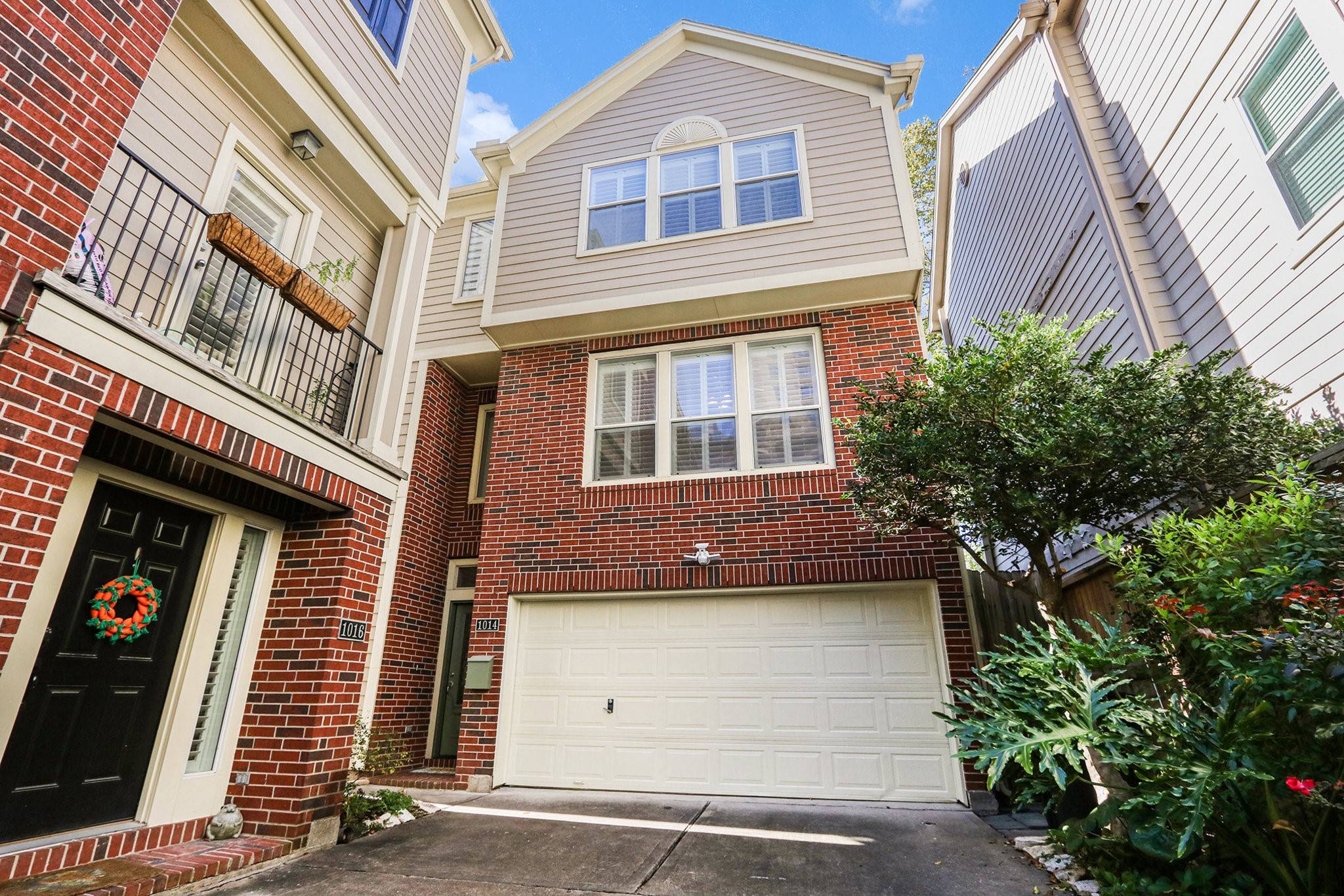 Houston, TX 77019,1014 Rochow ST