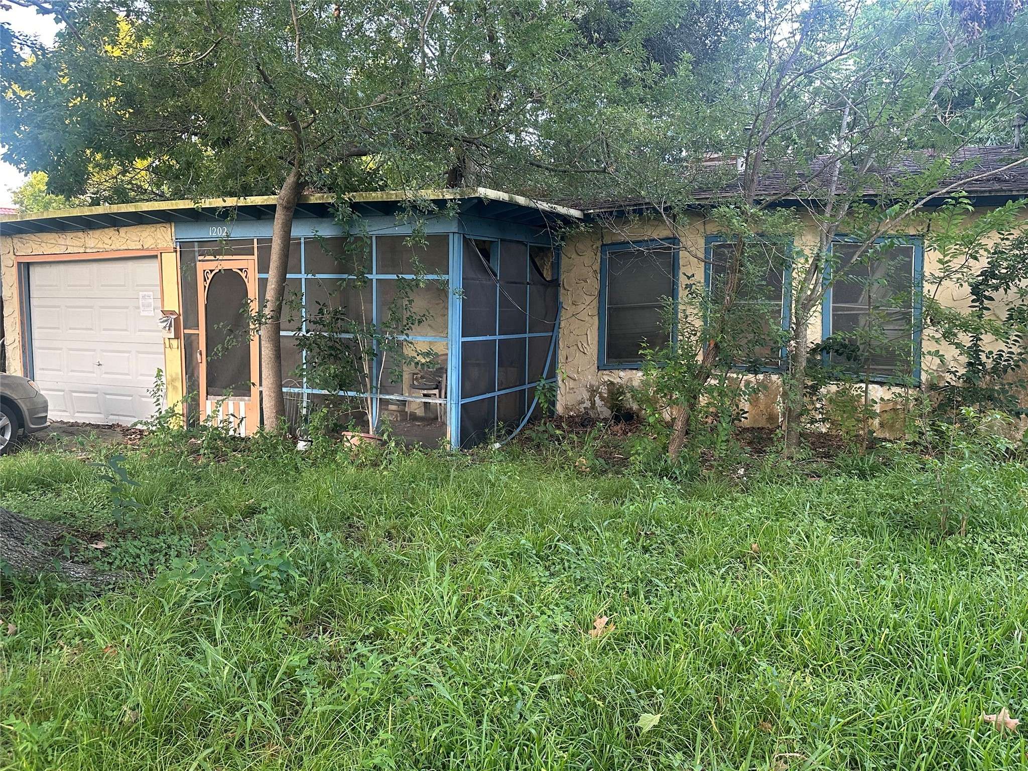 Bellaire, TX 77401,1202 Howard LN