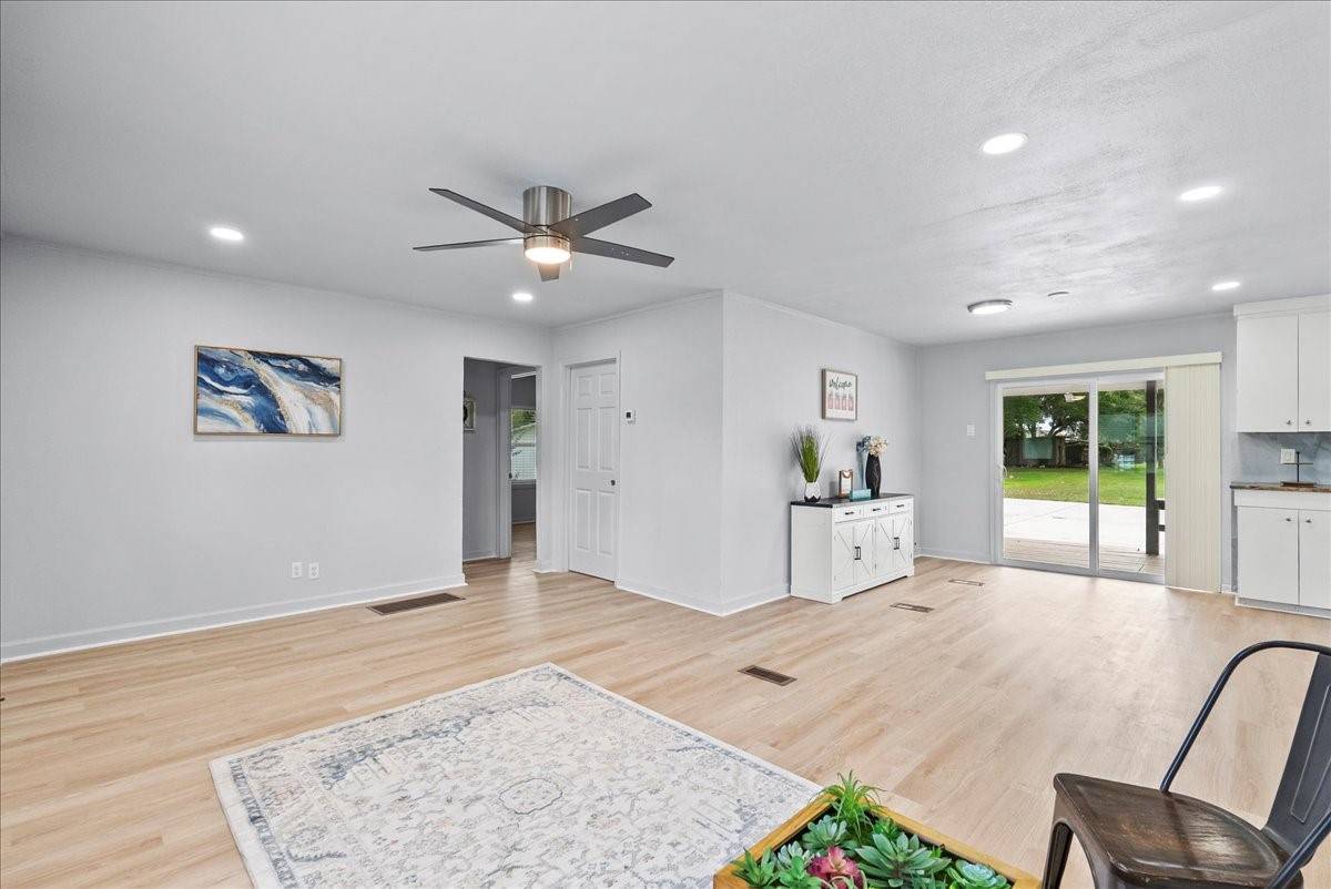 Pearland, TX 77584,2940 Piper RD #1