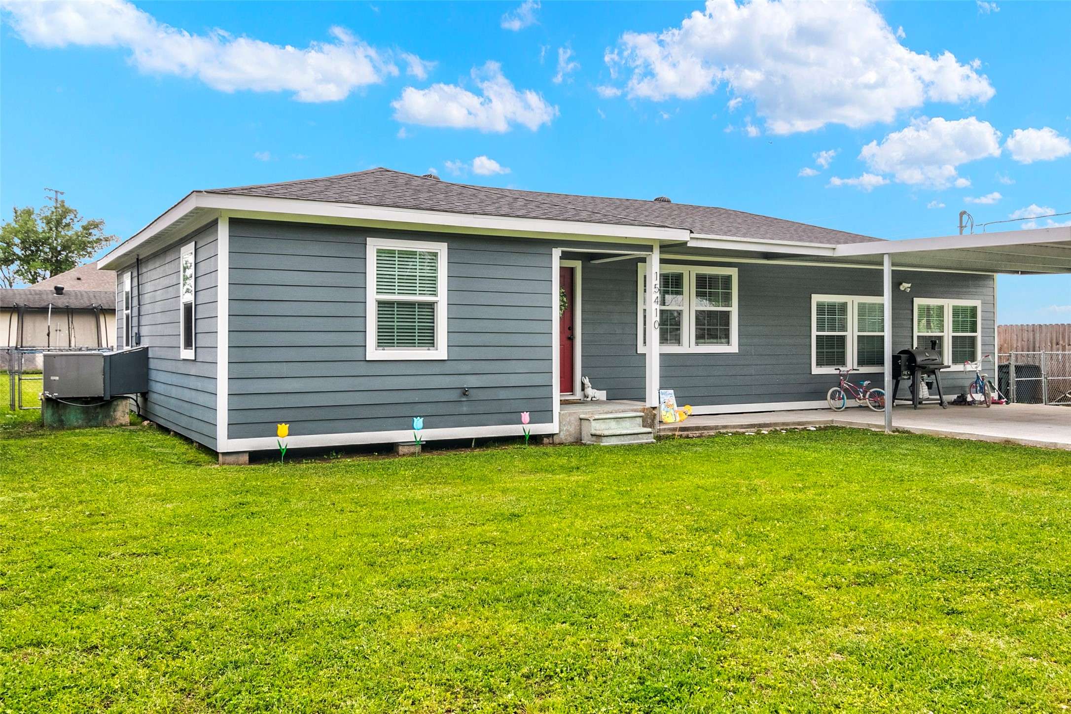 Hamshire, TX 77622,15410 San Jacinto ST