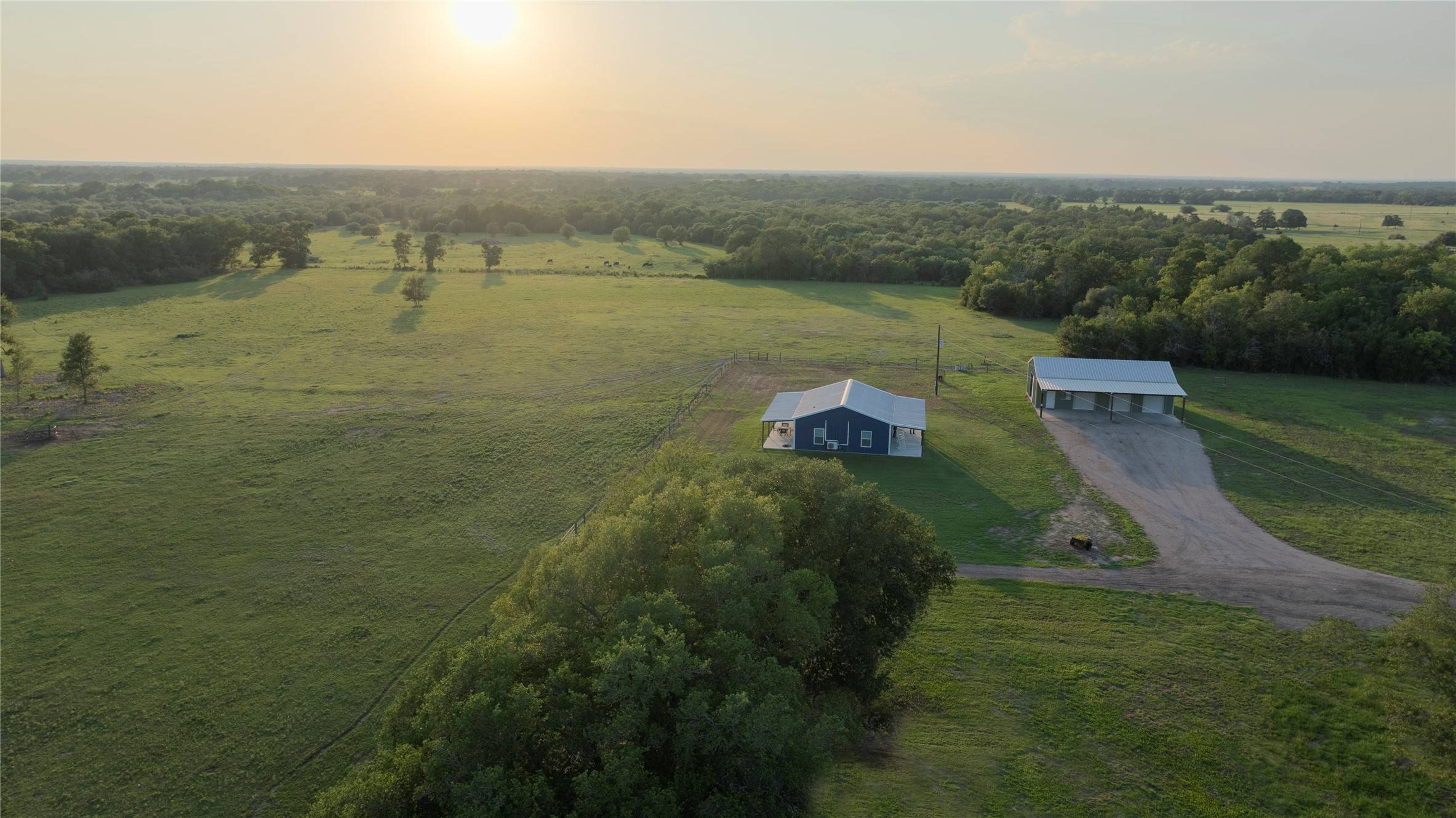 Carmine, TX 78932,2737 Lomax Harmel