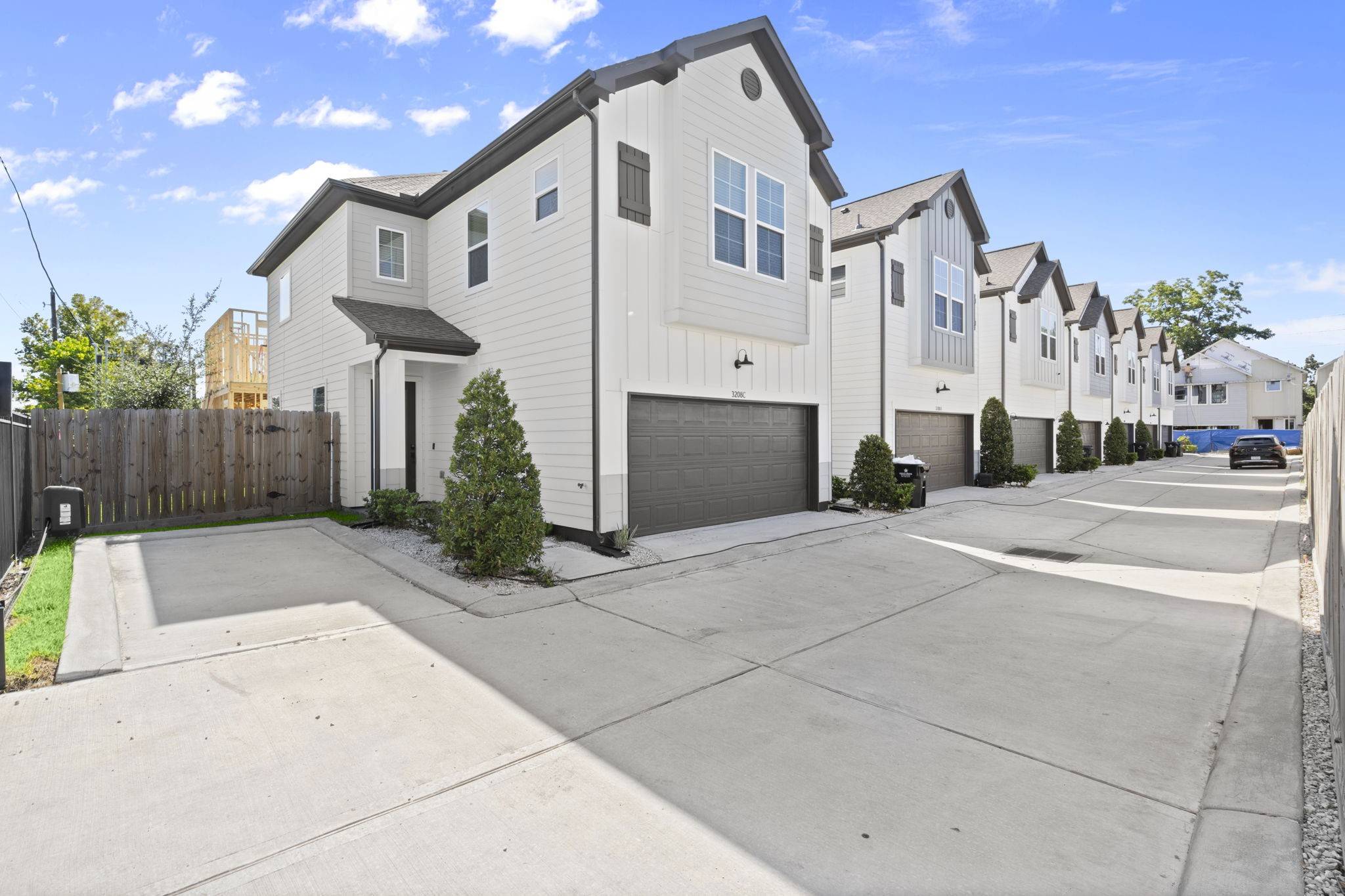 Houston, TX 77093,3208 Bostic #C