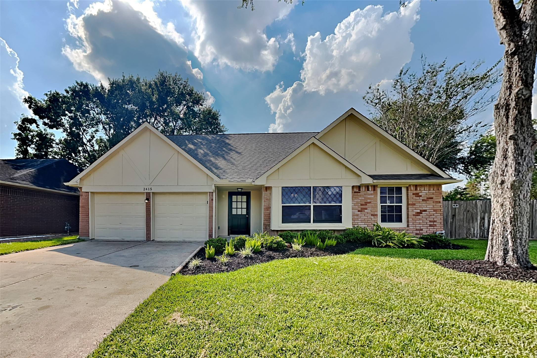Sugar Land, TX 77478,2415 Pebbledowne CIR