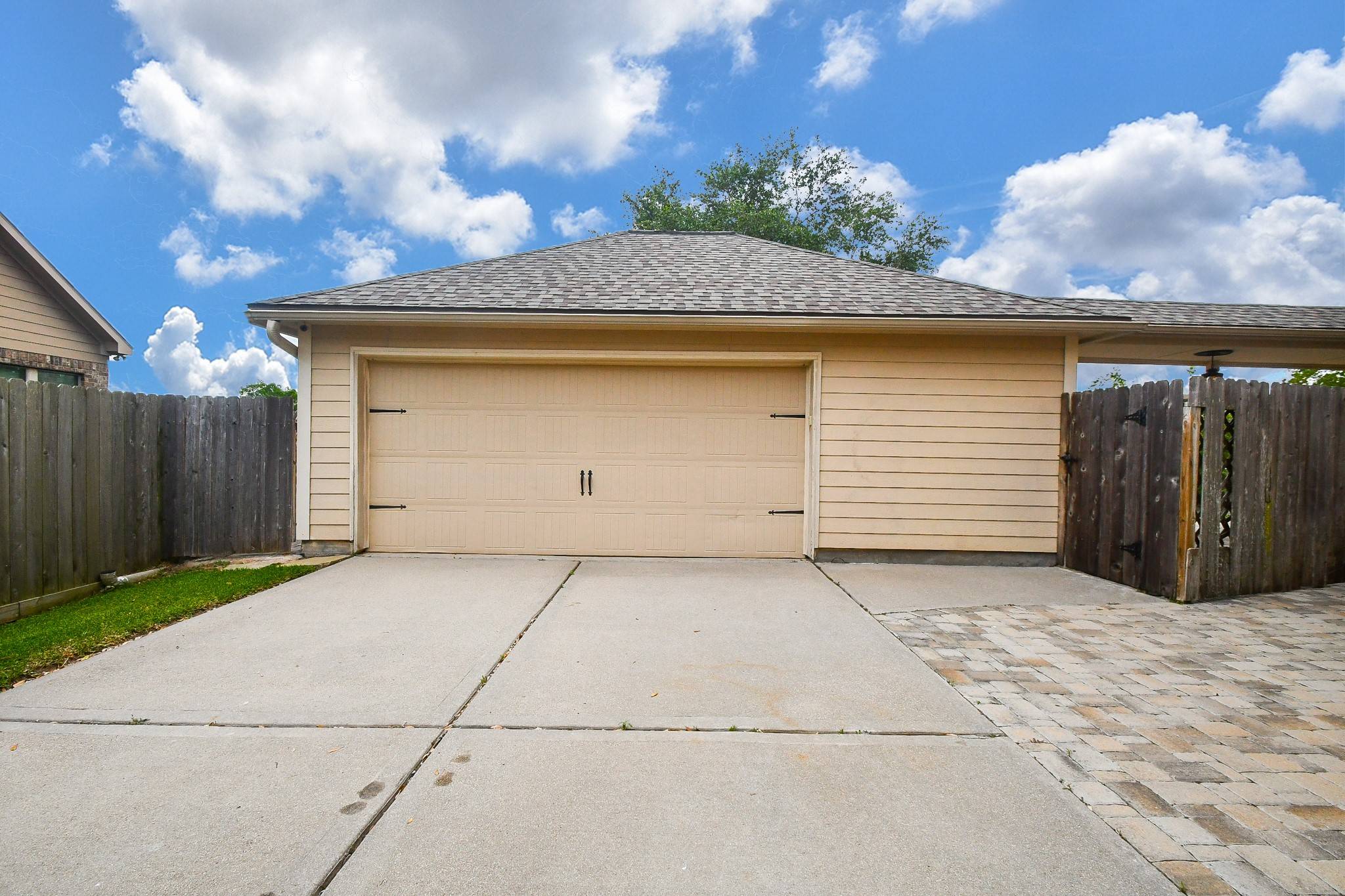Rosenberg, TX 77471,5207 Belvedere DR