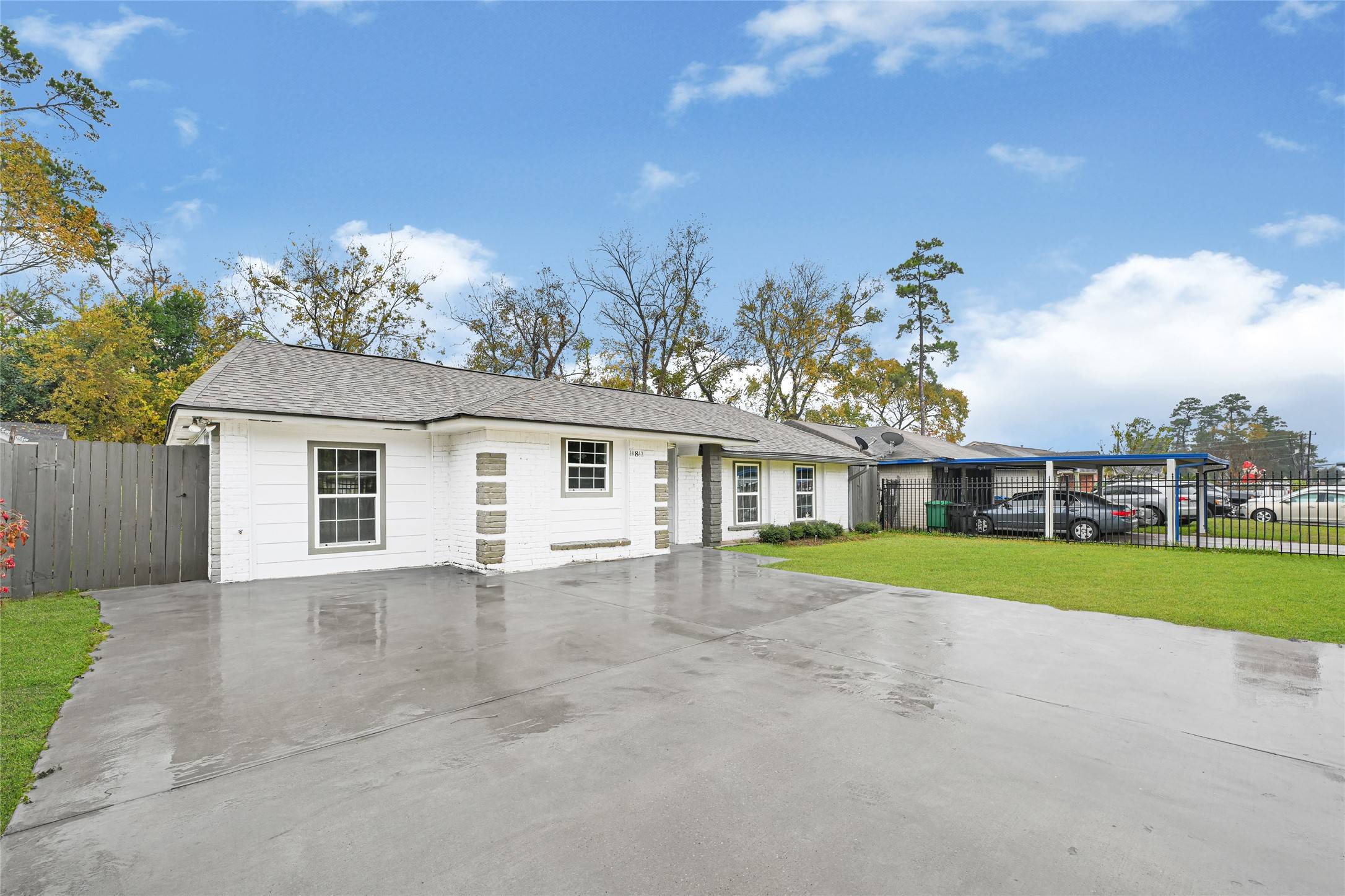 Houston, TX 77016,10842 Cheeves DR