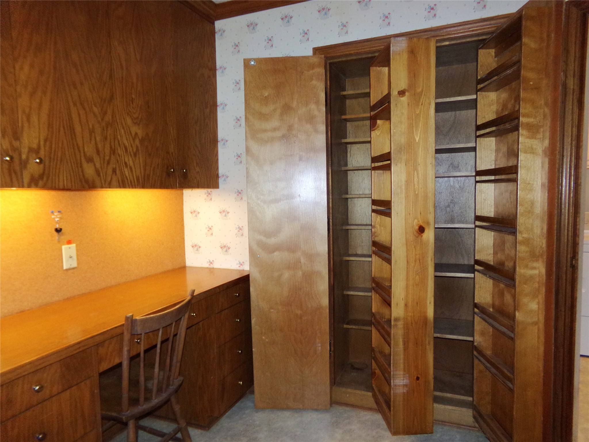 Schulenburg, TX 78956,1931 Bruno RD