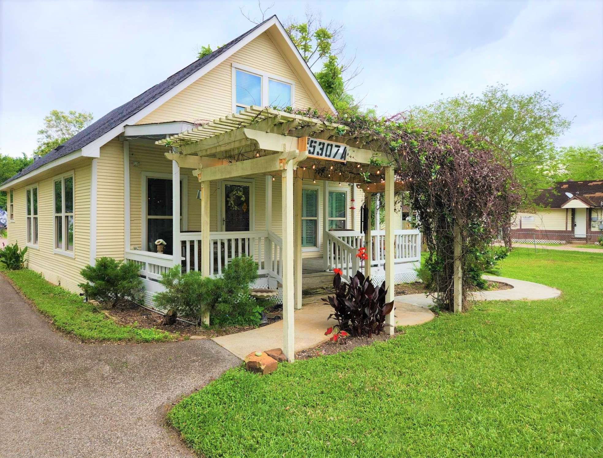 Pasadena, TX 77503,5307 A Pine AVE