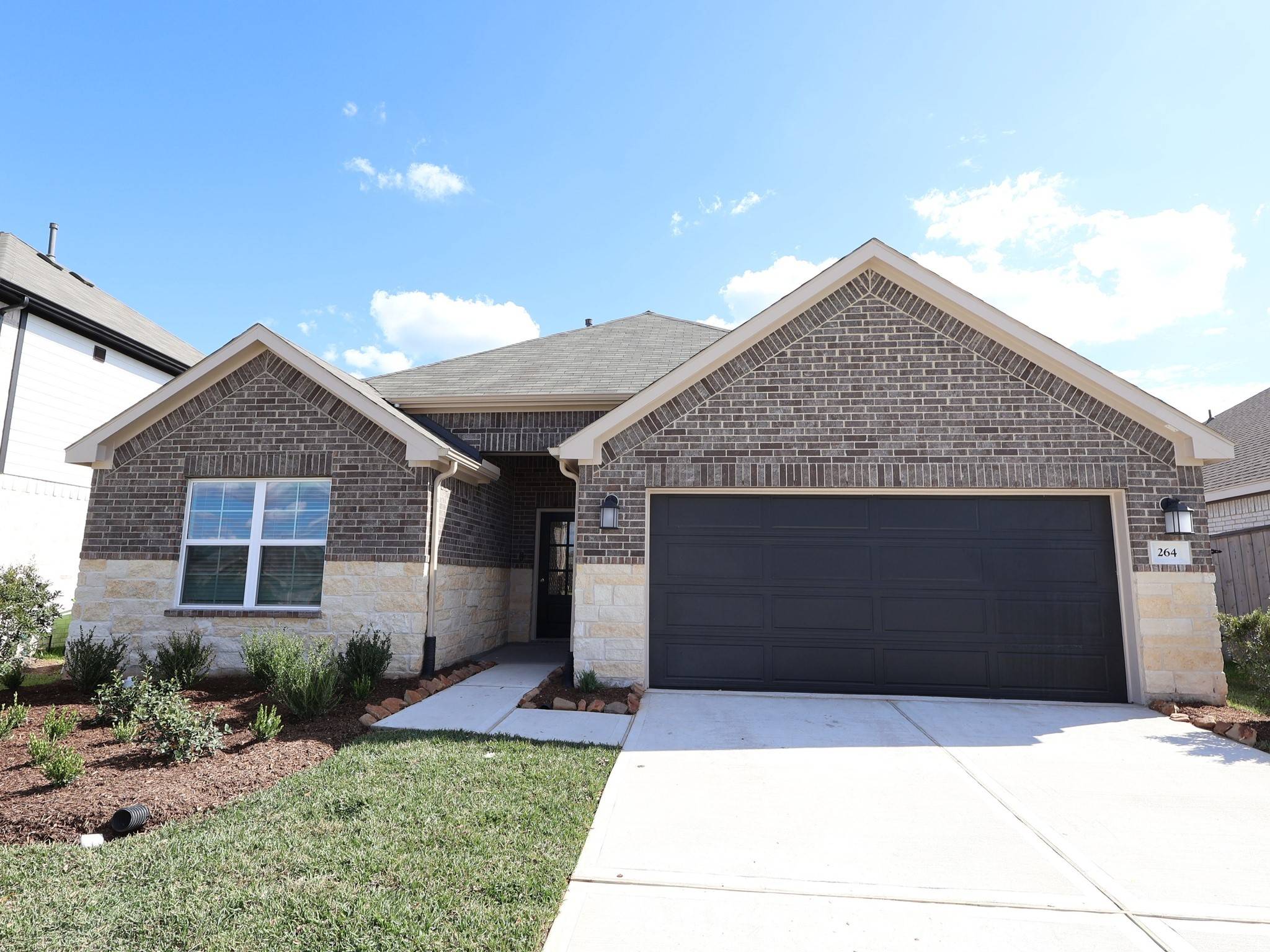 Magnolia, TX 77354,264 Ashley Branch ST