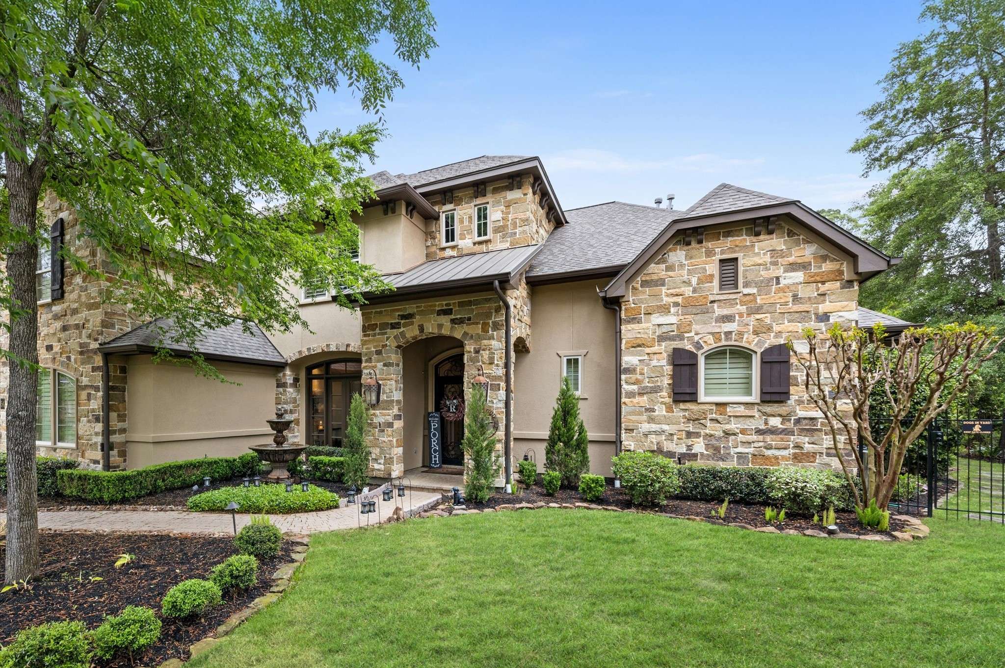 The Woodlands, TX 77382,54 Player Point Drive