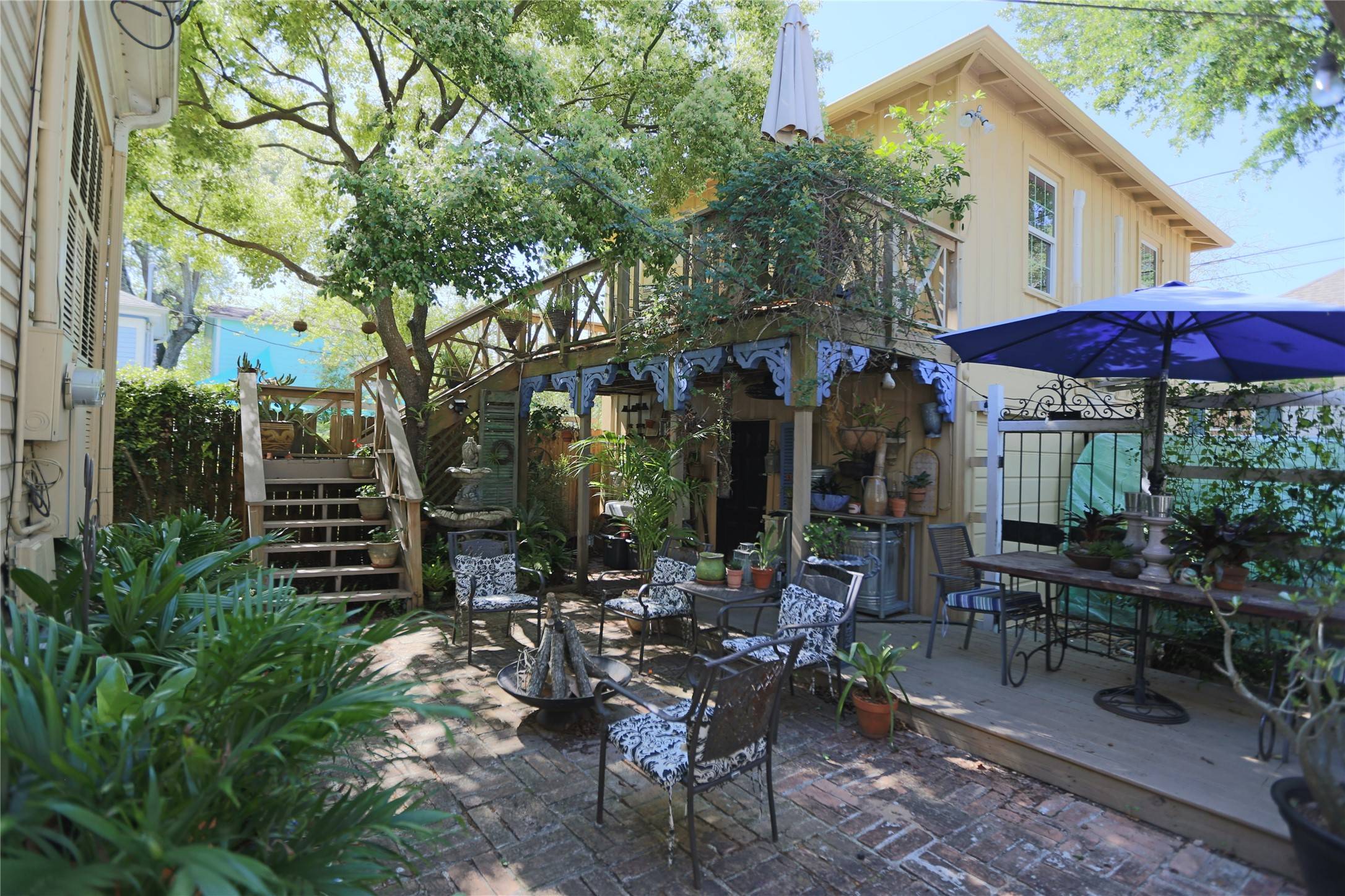 Galveston, TX 77550,2602 Ursuline ST #REAR