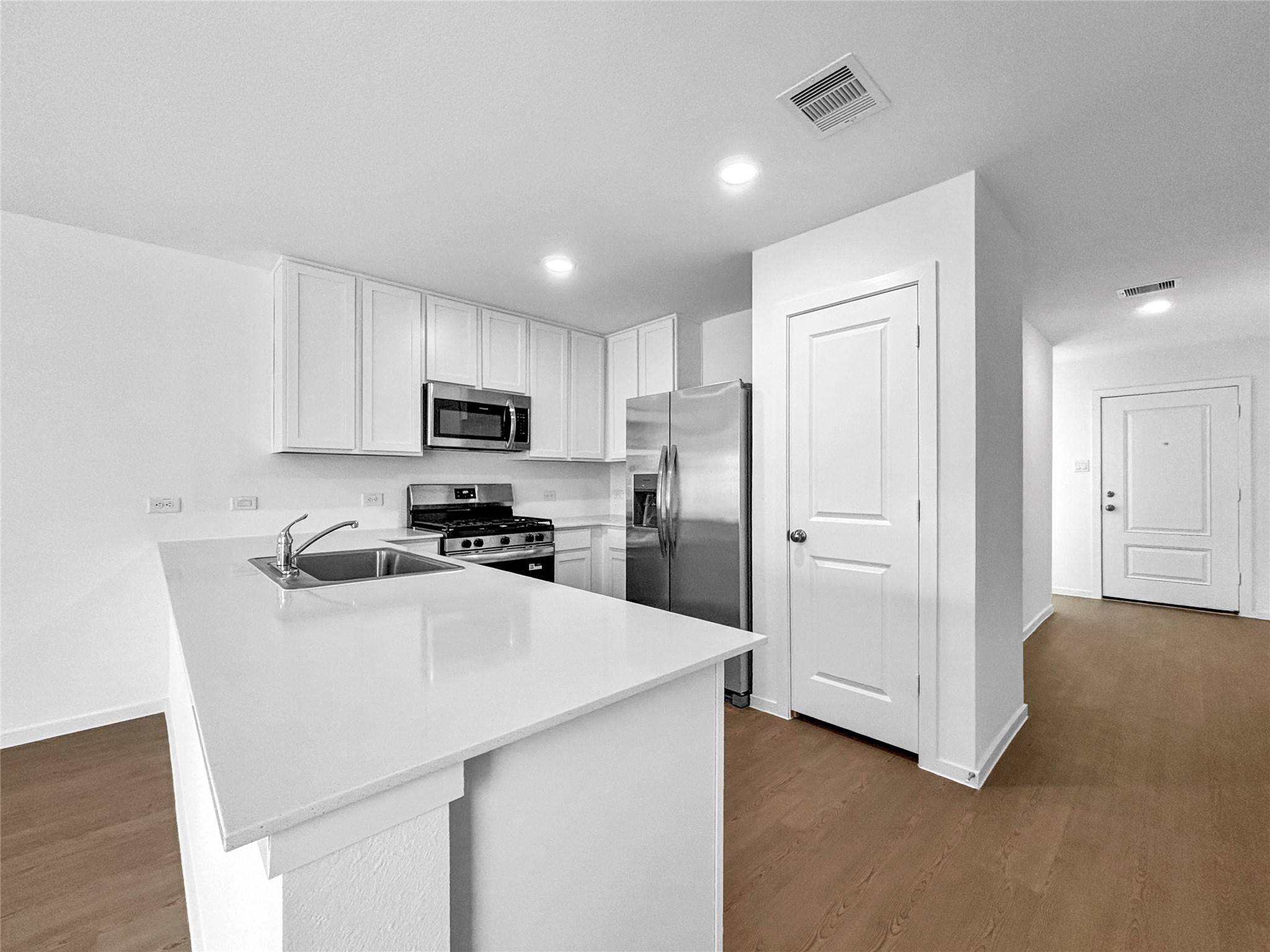 Baytown, TX 77521,6022 Starling DR