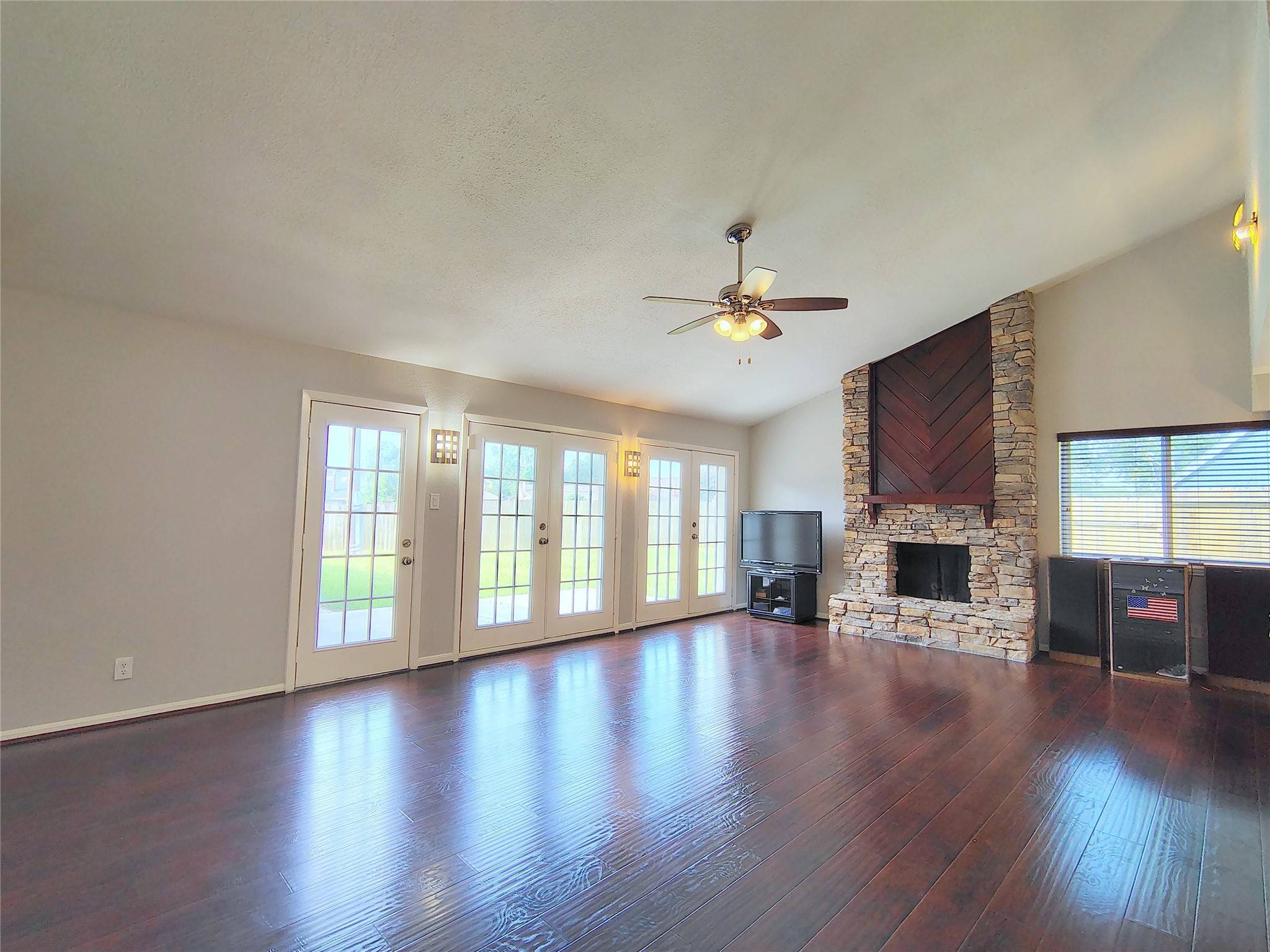Sugar Land, TX 77478,2546 Long Reach DR