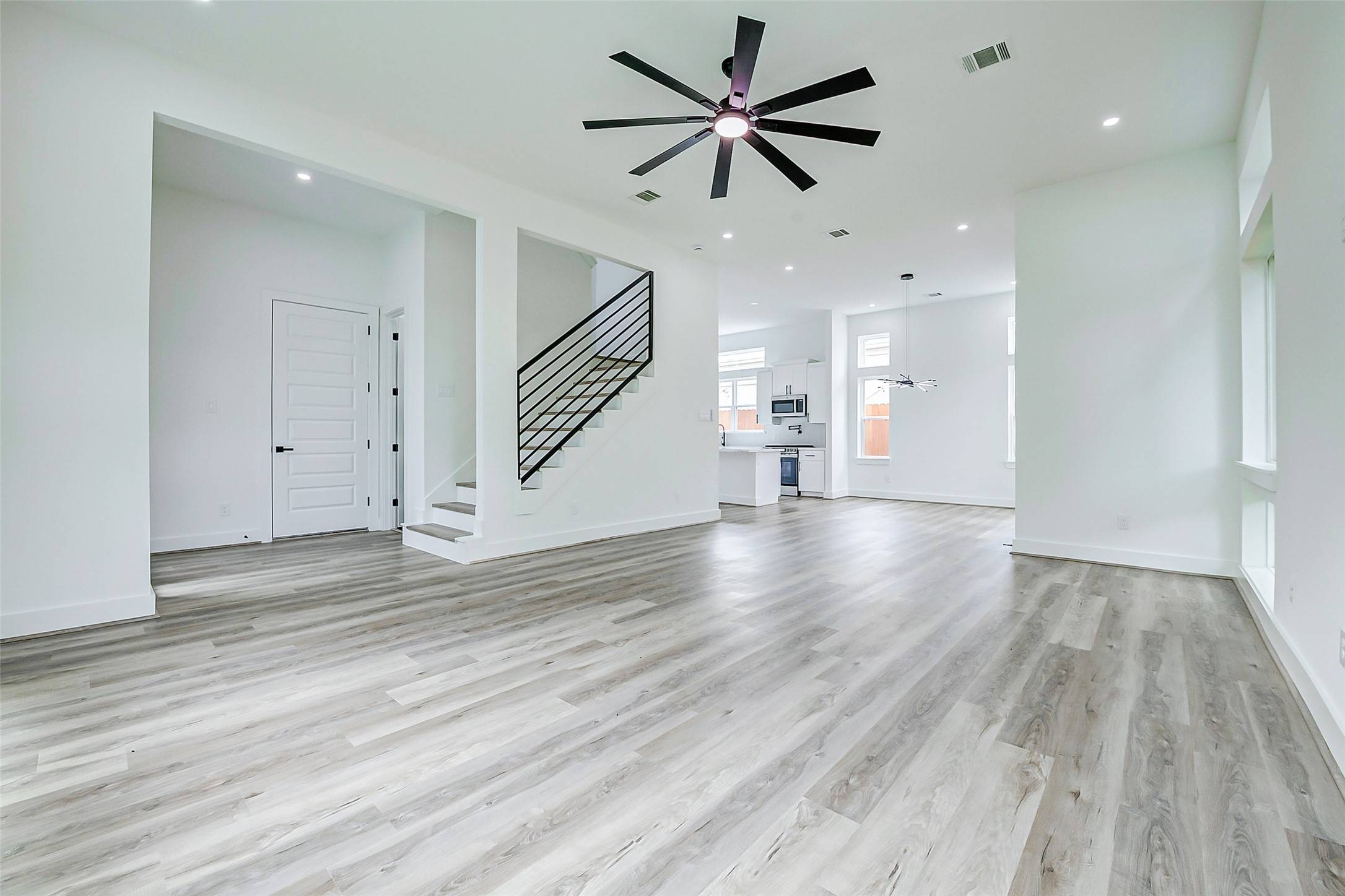 Houston, TX 77080,1913 Hoskins DR #G