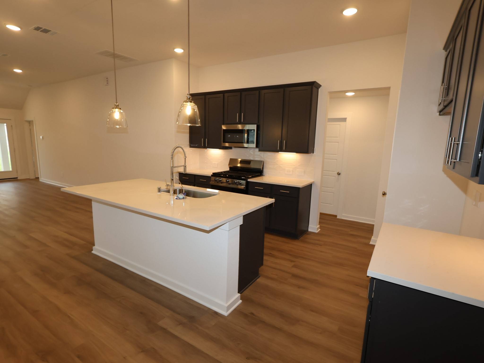 Willis, TX 77378,733 Falling Cave DR