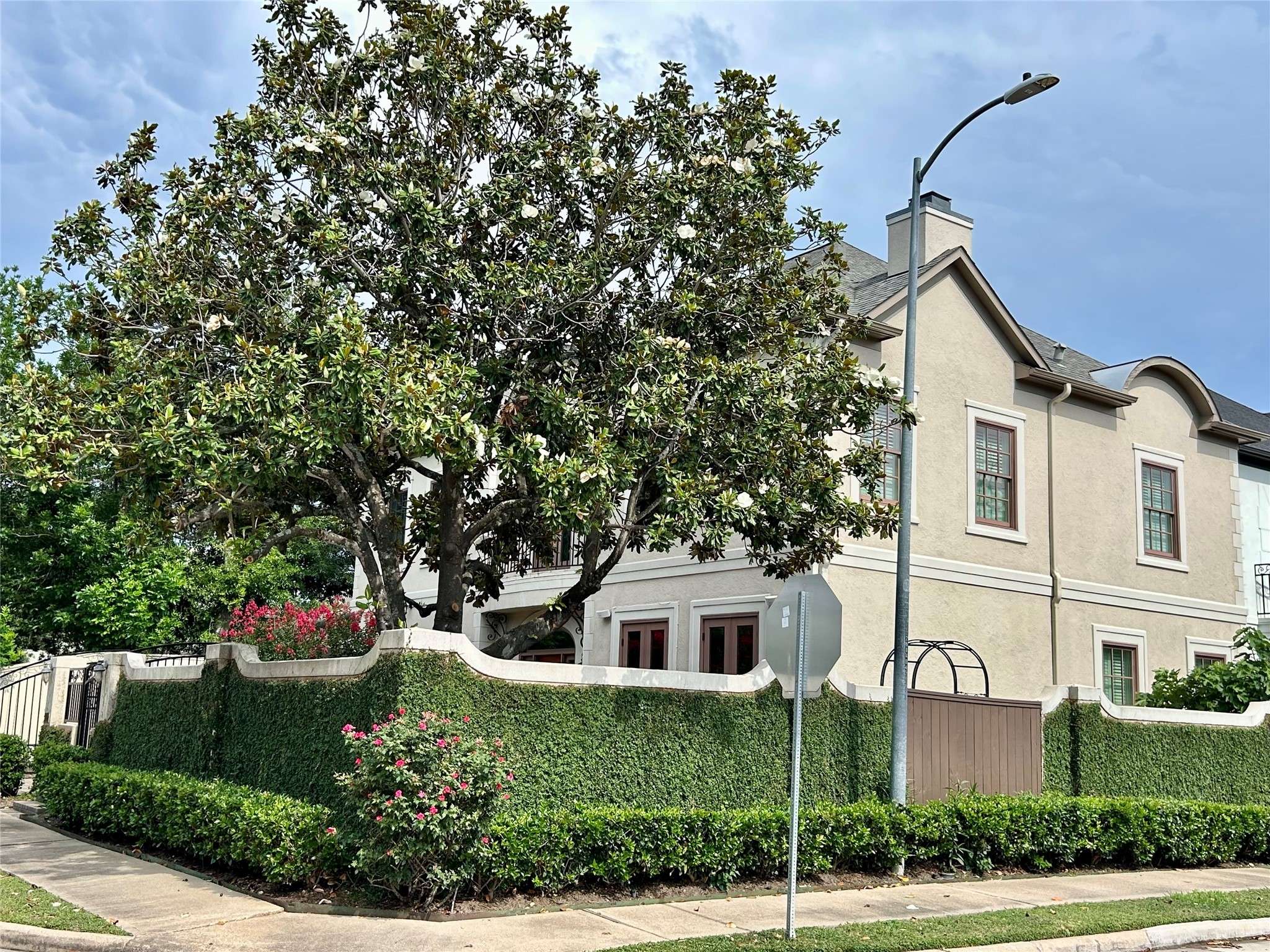 Houston, TX 77057,6021 Valley Forge DR