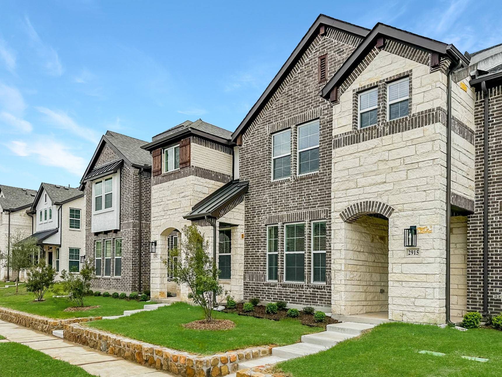 Grand Prairie, TX 75052,2922 Elle DR